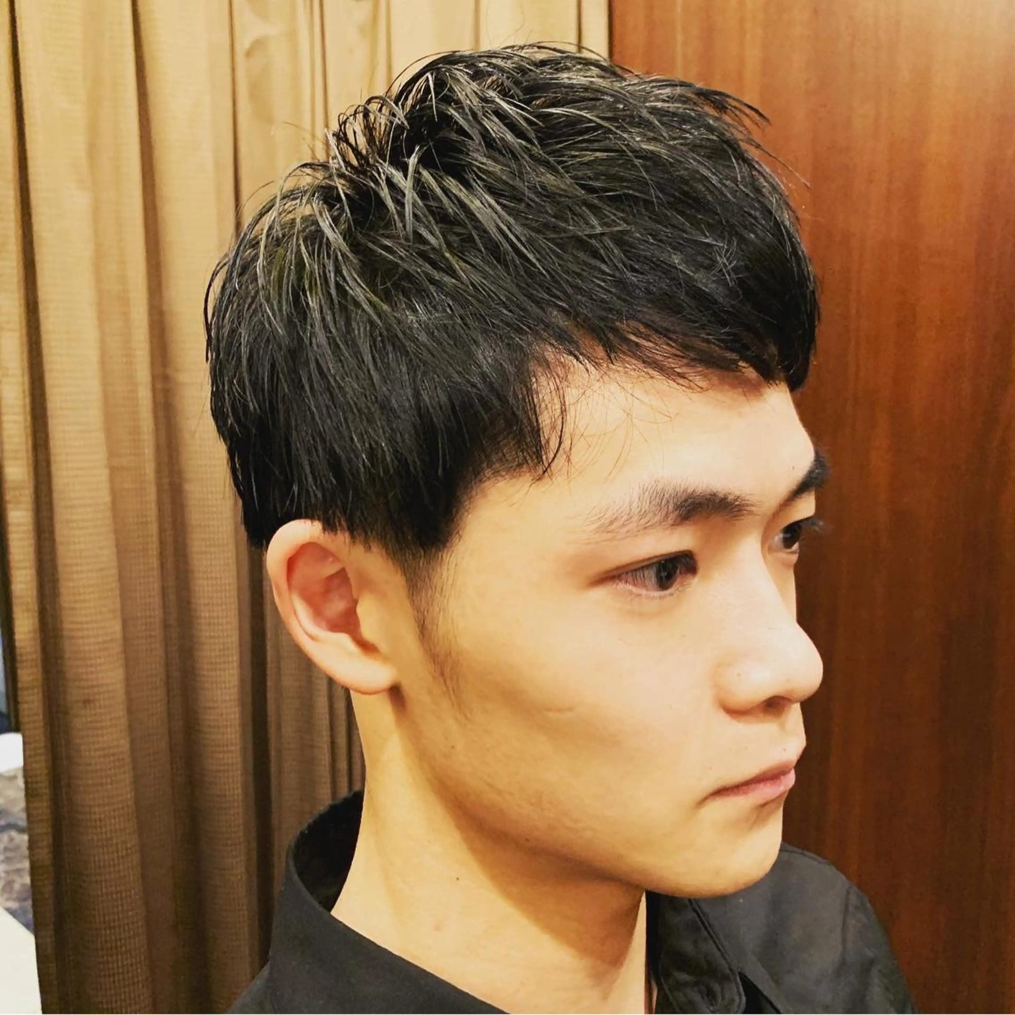 ショート カラー メンズ ひらお あおとのヘアスタイル