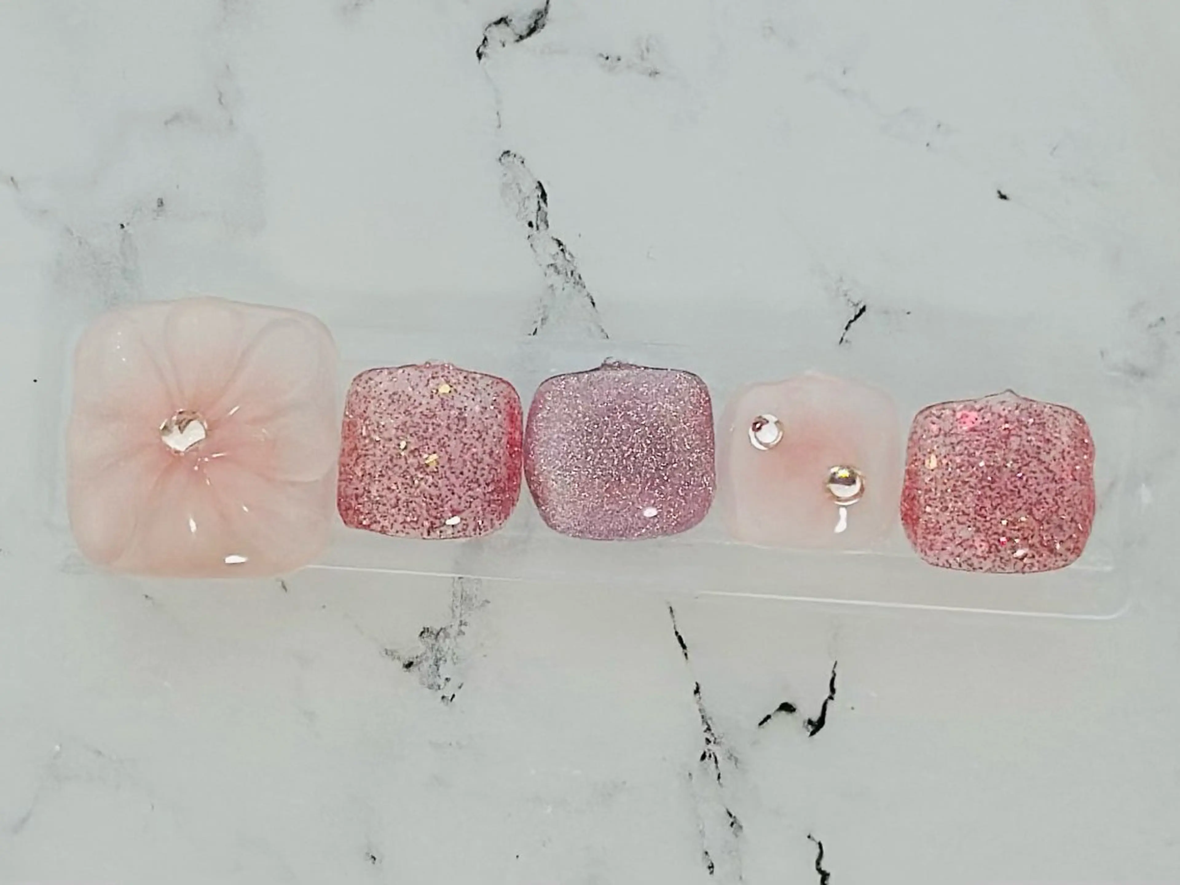 フット 定額デザイン(オフ込み)の写真