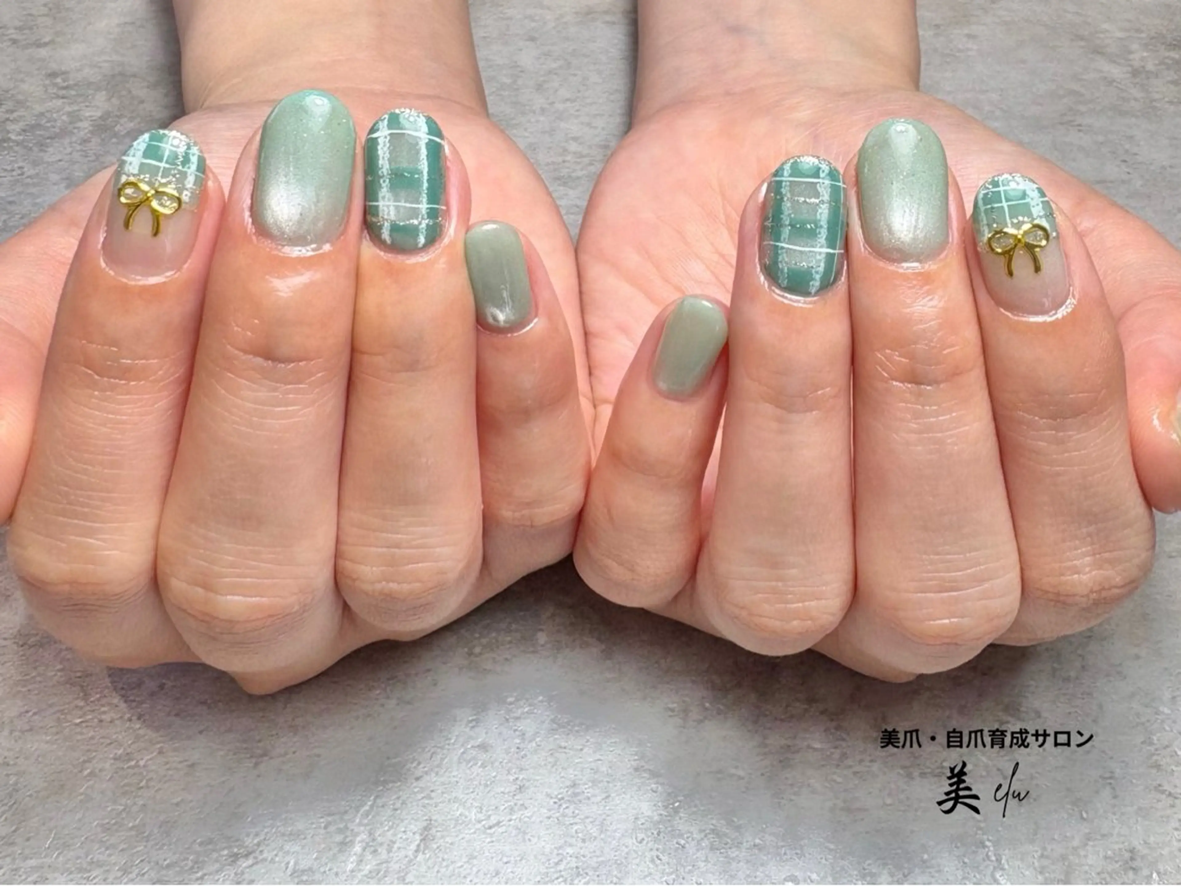 ネイル ジェルネイル グリーン ハンドネイル 美爪・自爪育成サロン 美elu(ビエル)のネイルデザイン