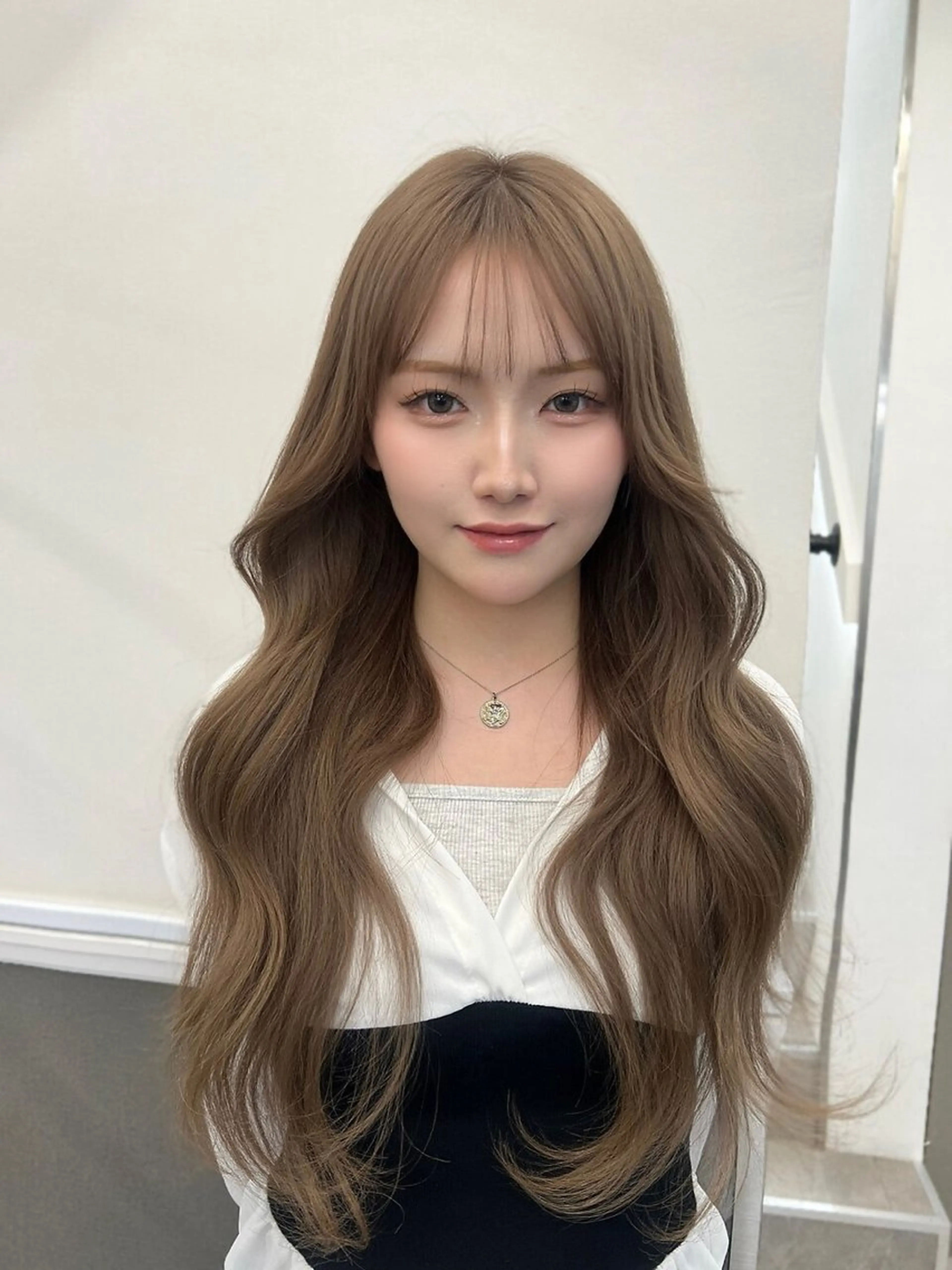 カラー エクステ 吉村 憂々のヘアスタイル