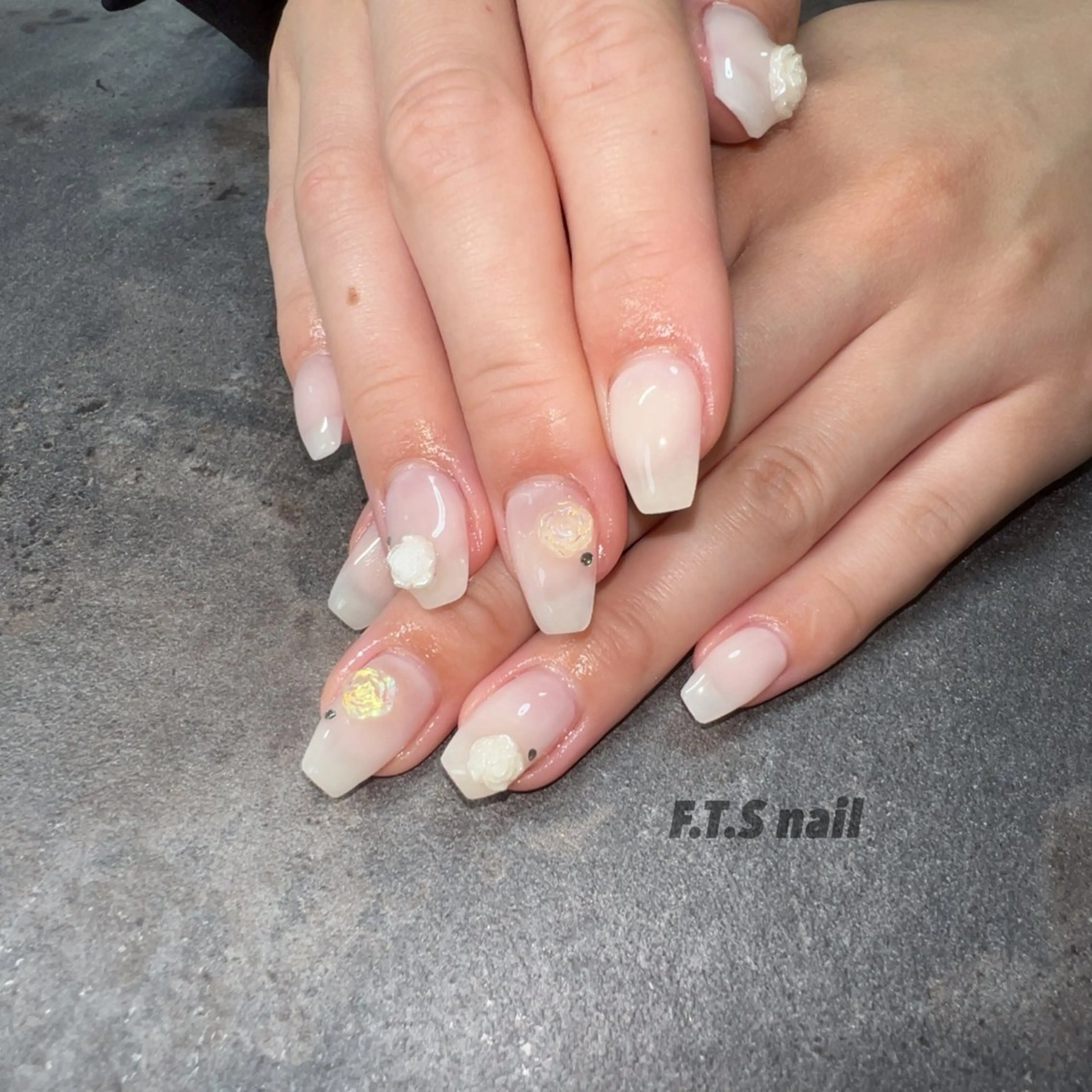 ネイル ハンドネイル F.T.S nailのネイルデザイン