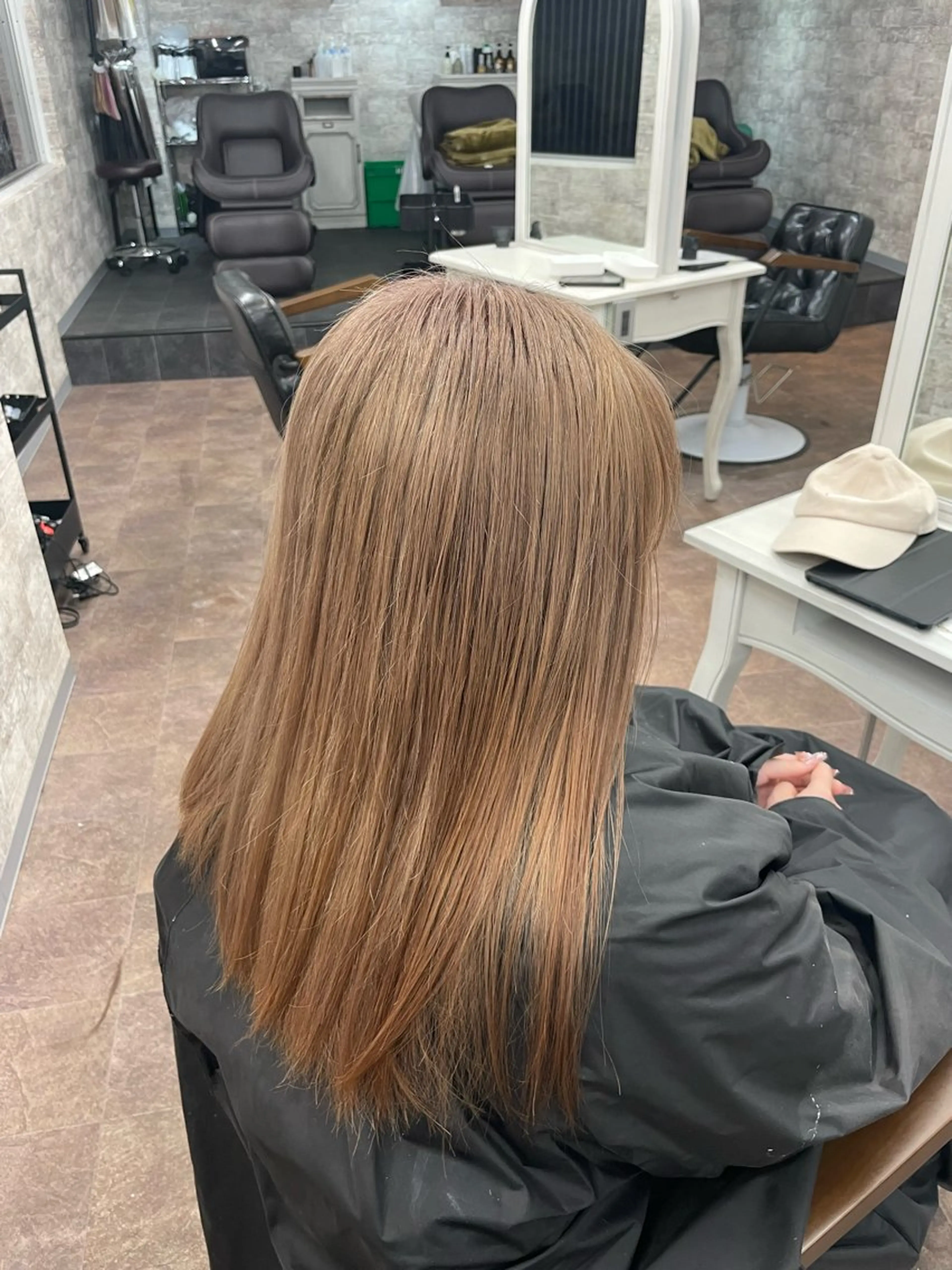 ロング フェードパーマ 新倉幸之助のヘアスタイル