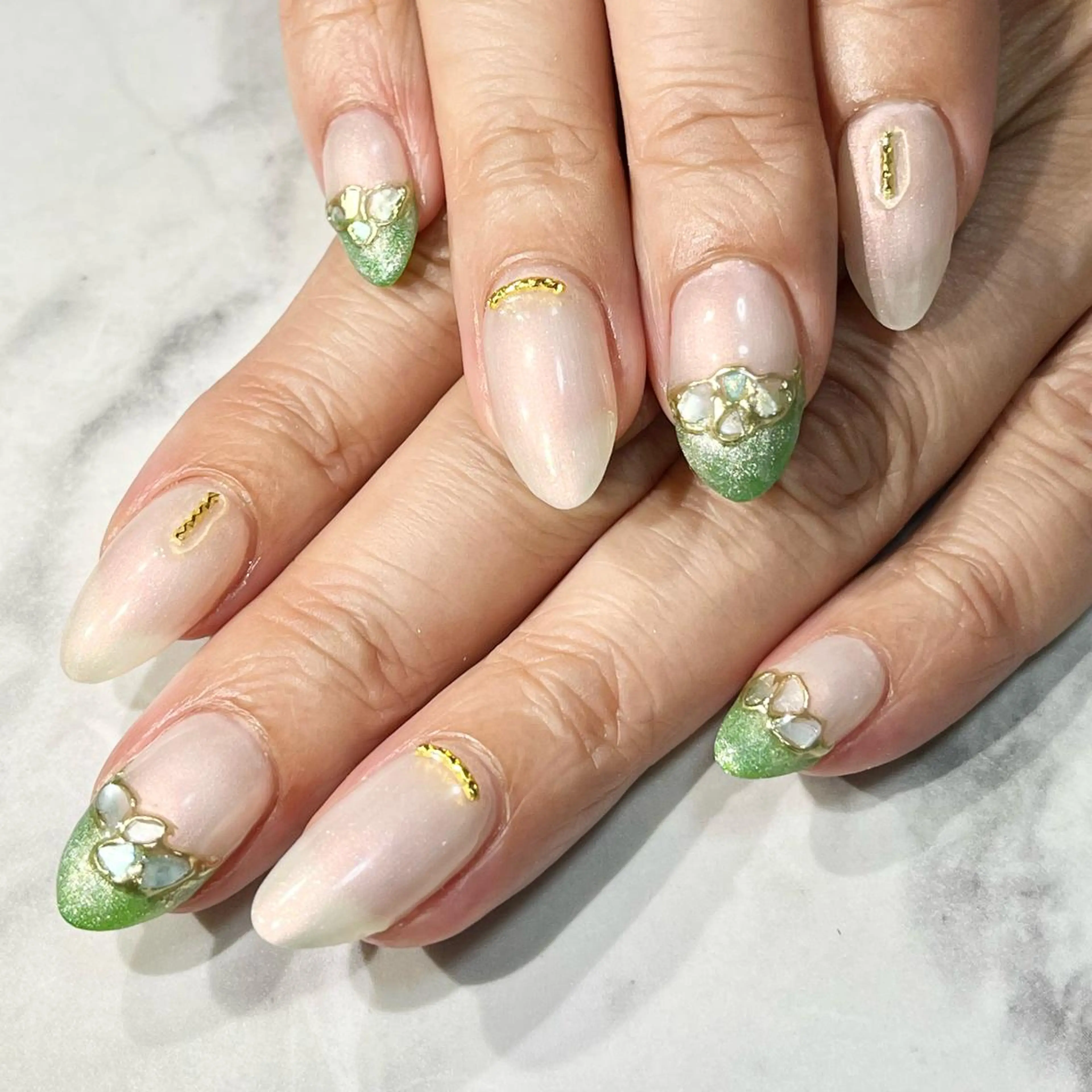 ネイル ホームネイルサロン Shellのネイルデザイン