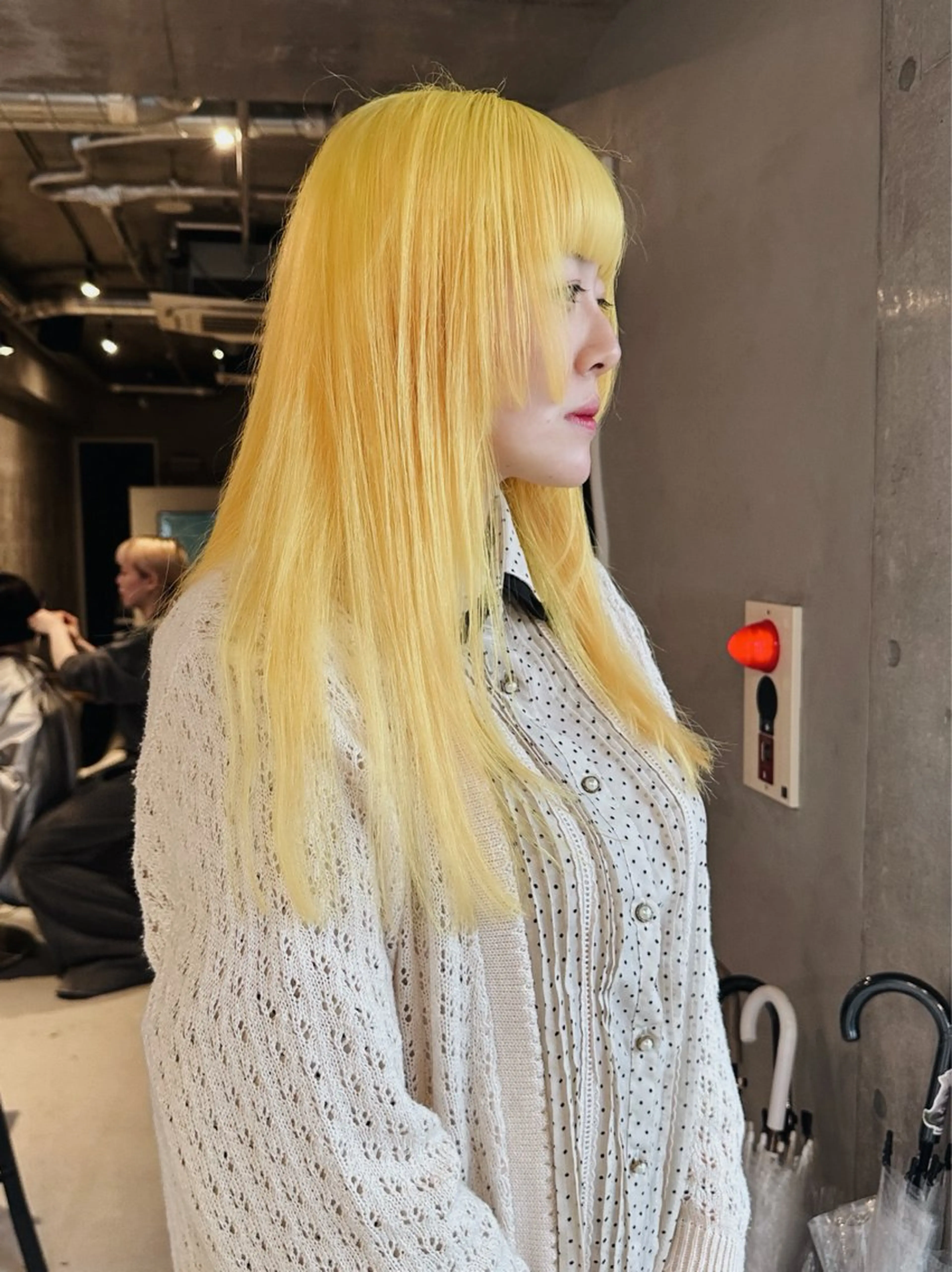 ロング ヘアカラー 前野 日奈のヘアスタイル