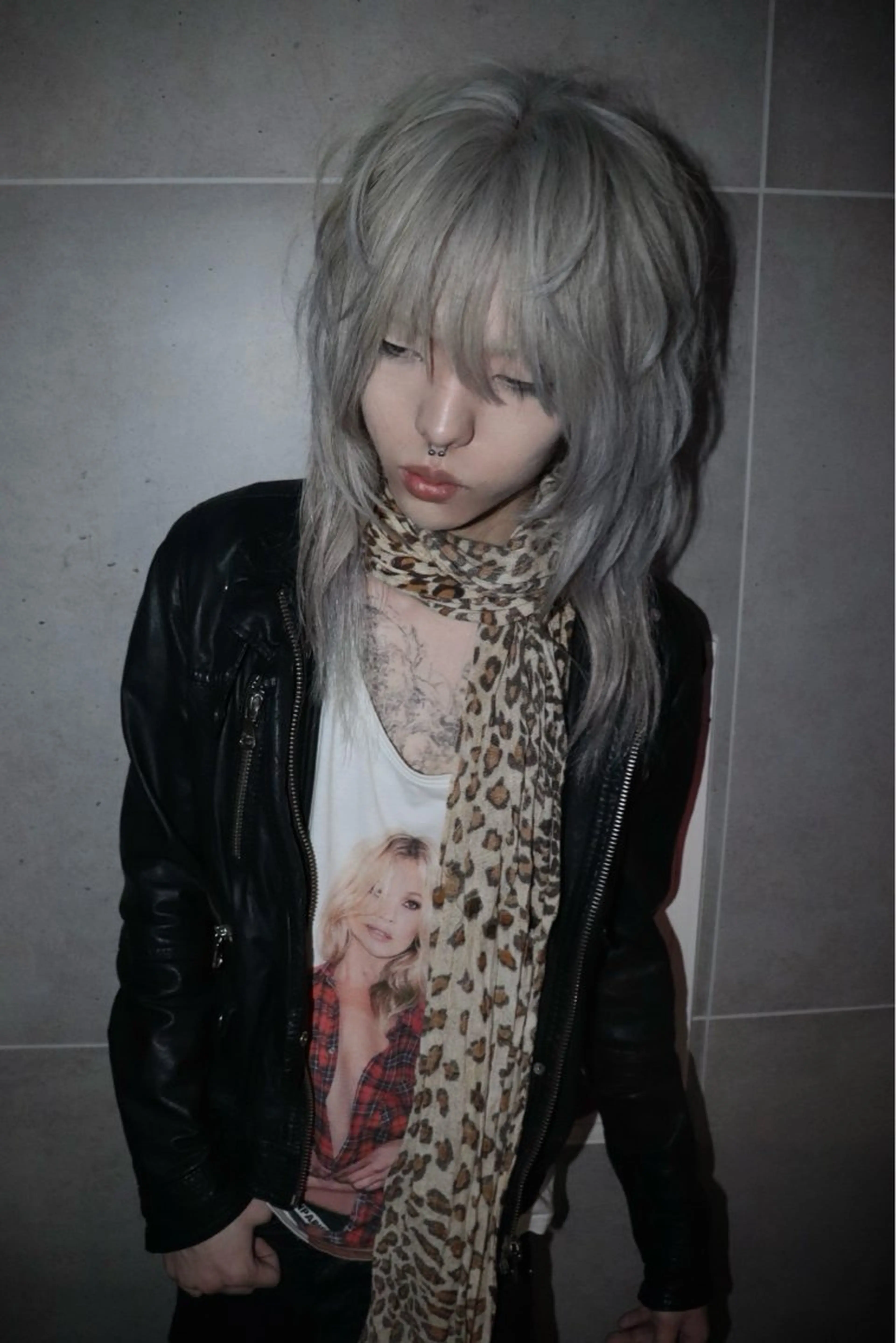 ロング ✴︎TO-MA✴︎ レッドカラー/透明感のヘアスタイル