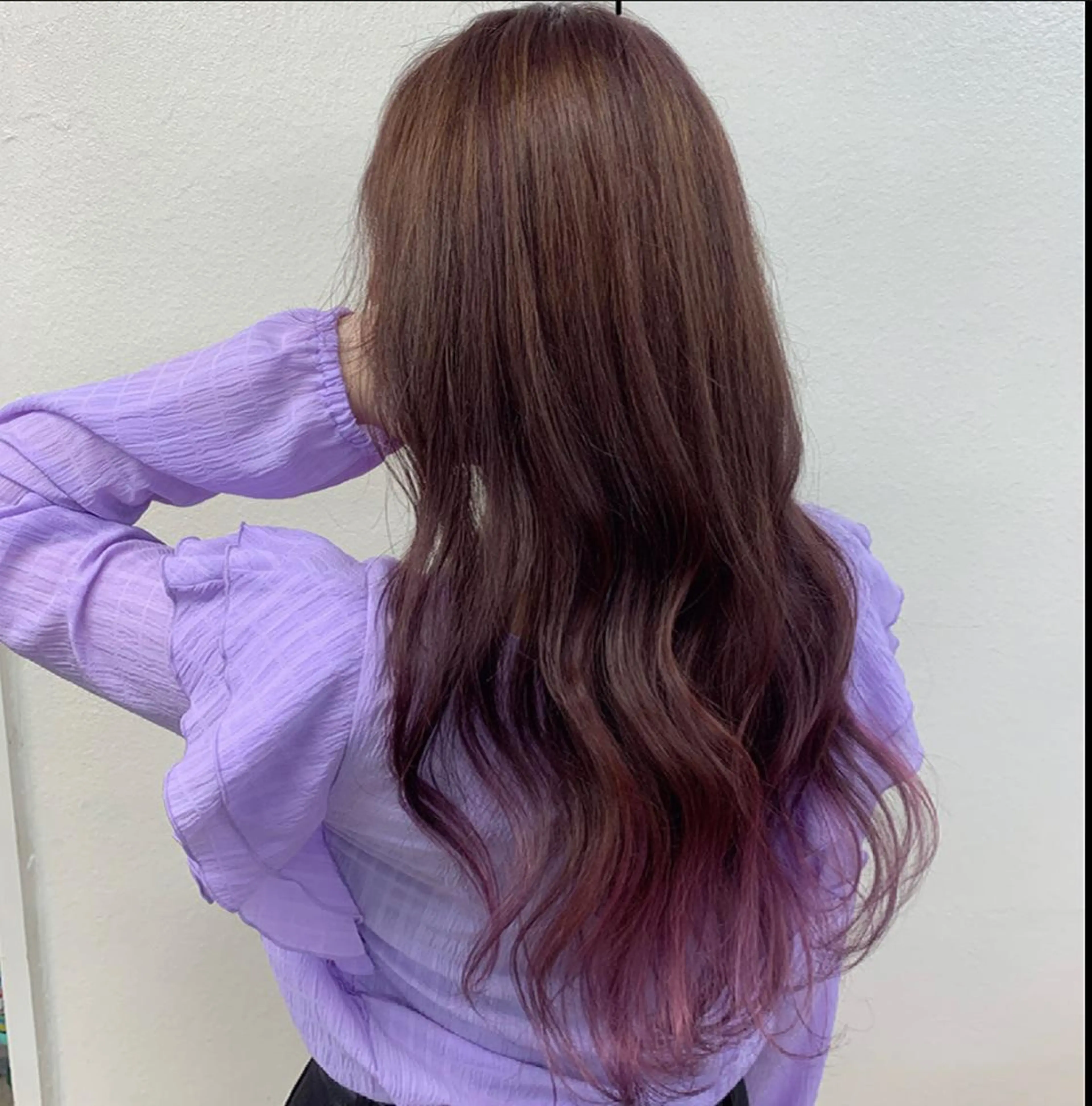 セミロング サロウィン新宿三丁目East所属・顔周りレイヤー/新宿 /モテ艶カラー/航介のヘアスタイル