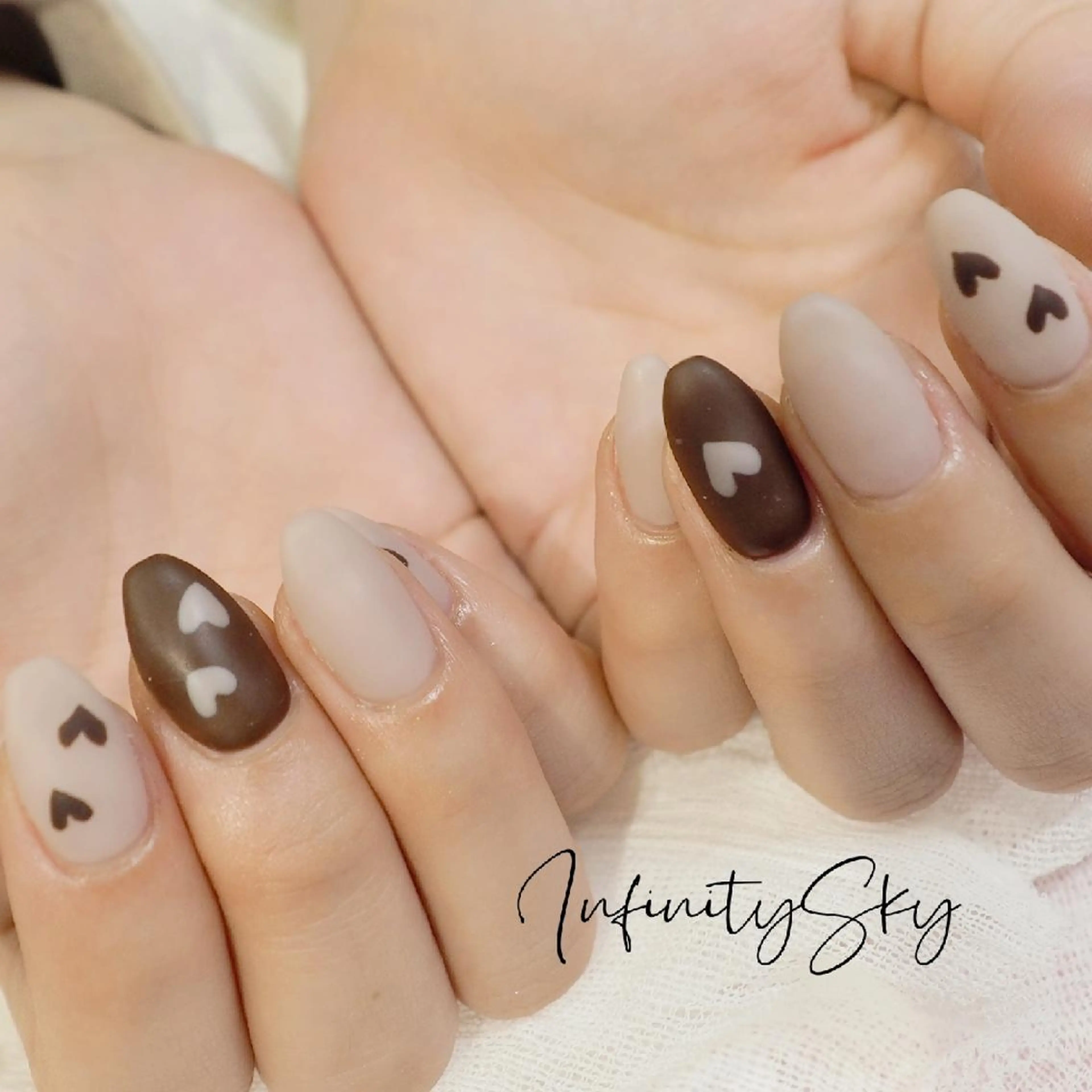 ネイル ハート マットネイル ハンドネイル infinity skyのネイルデザイン