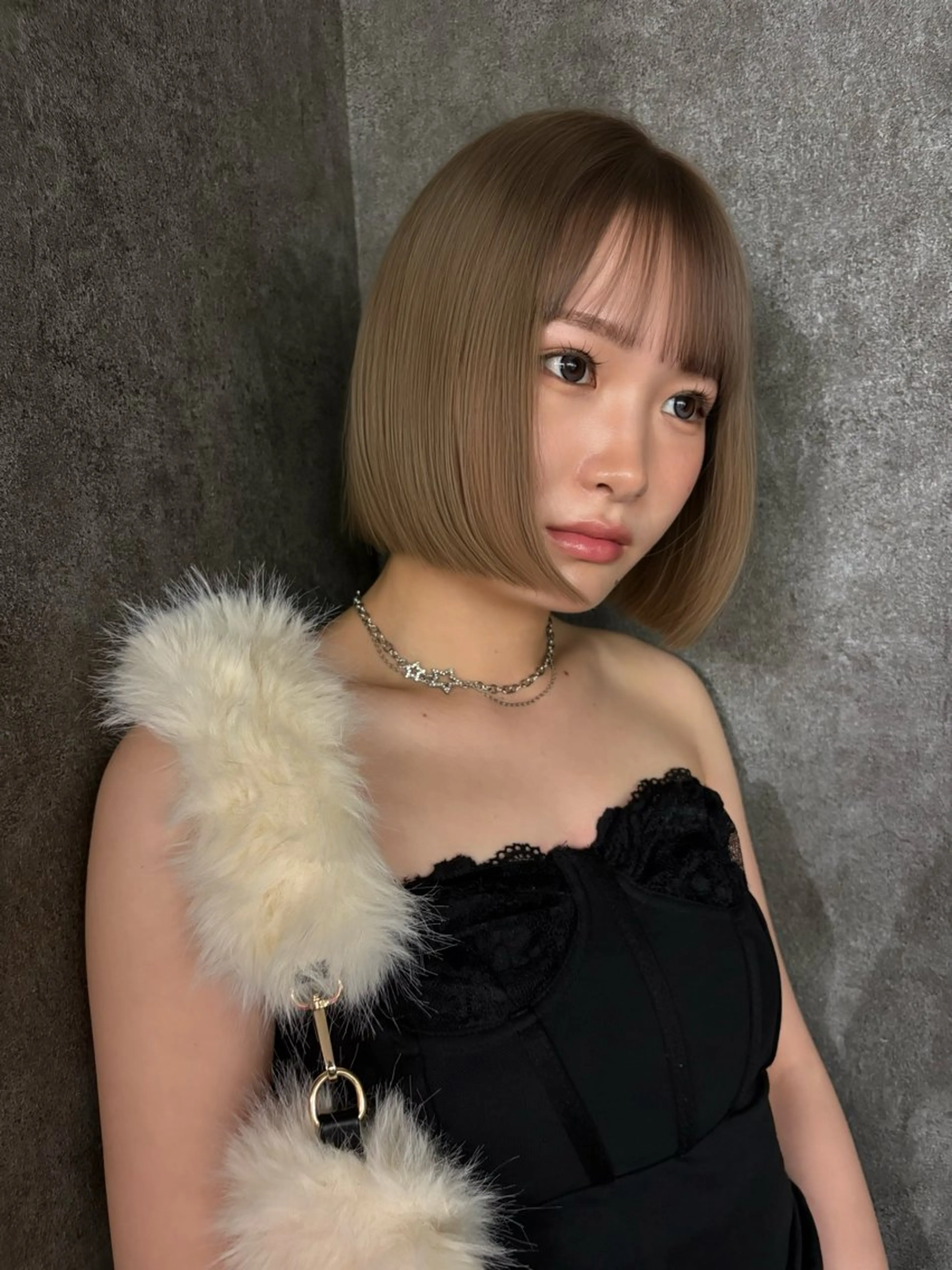 ミディアム カラー fuuka/ブリーチ /レイヤーカットのヘアスタイル