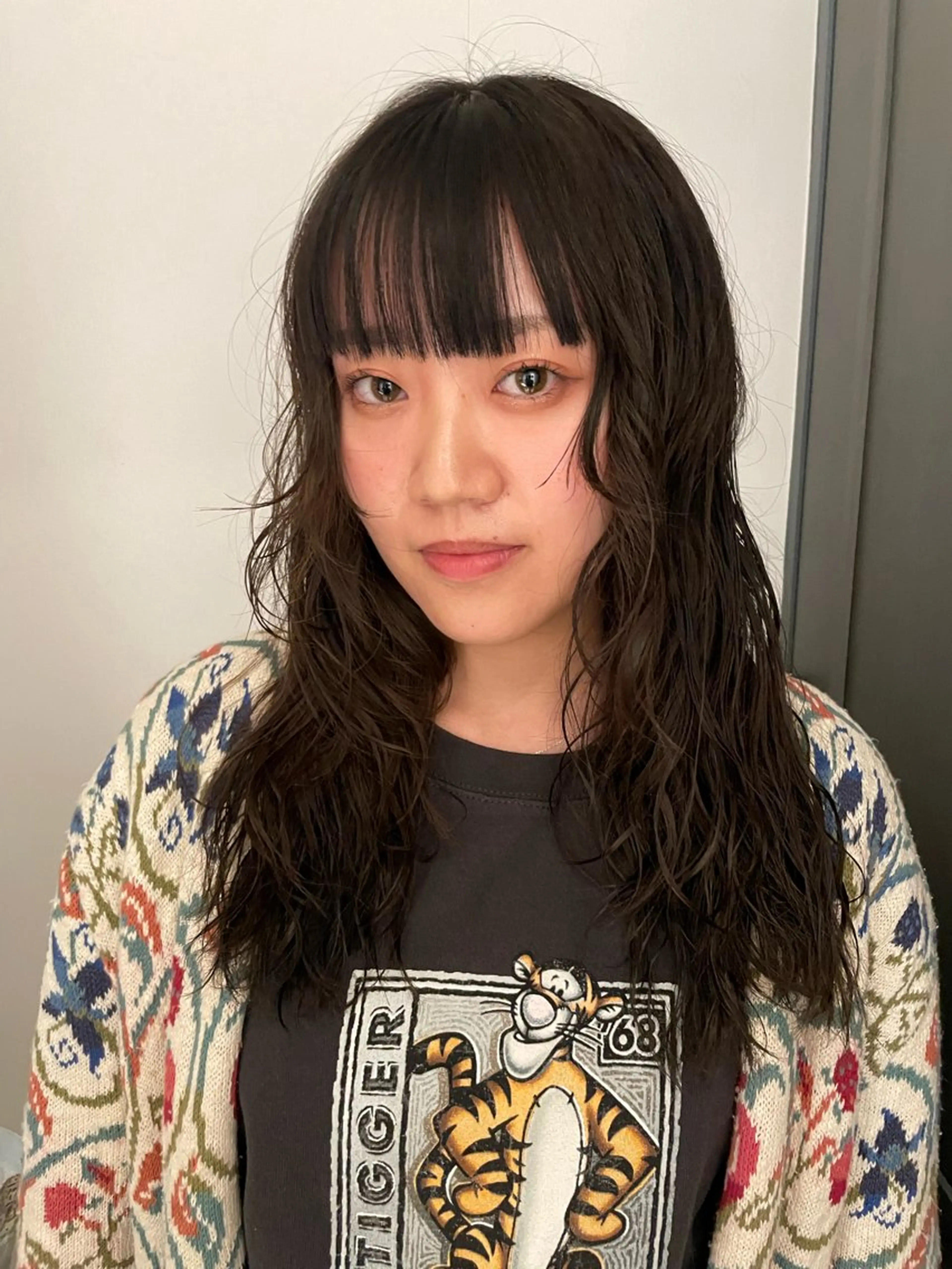 ミディアム パーマ お団子ヘア ミディアムパーマ スパイラルパーマ カット パーマ 平松 サラのヘアスタイル