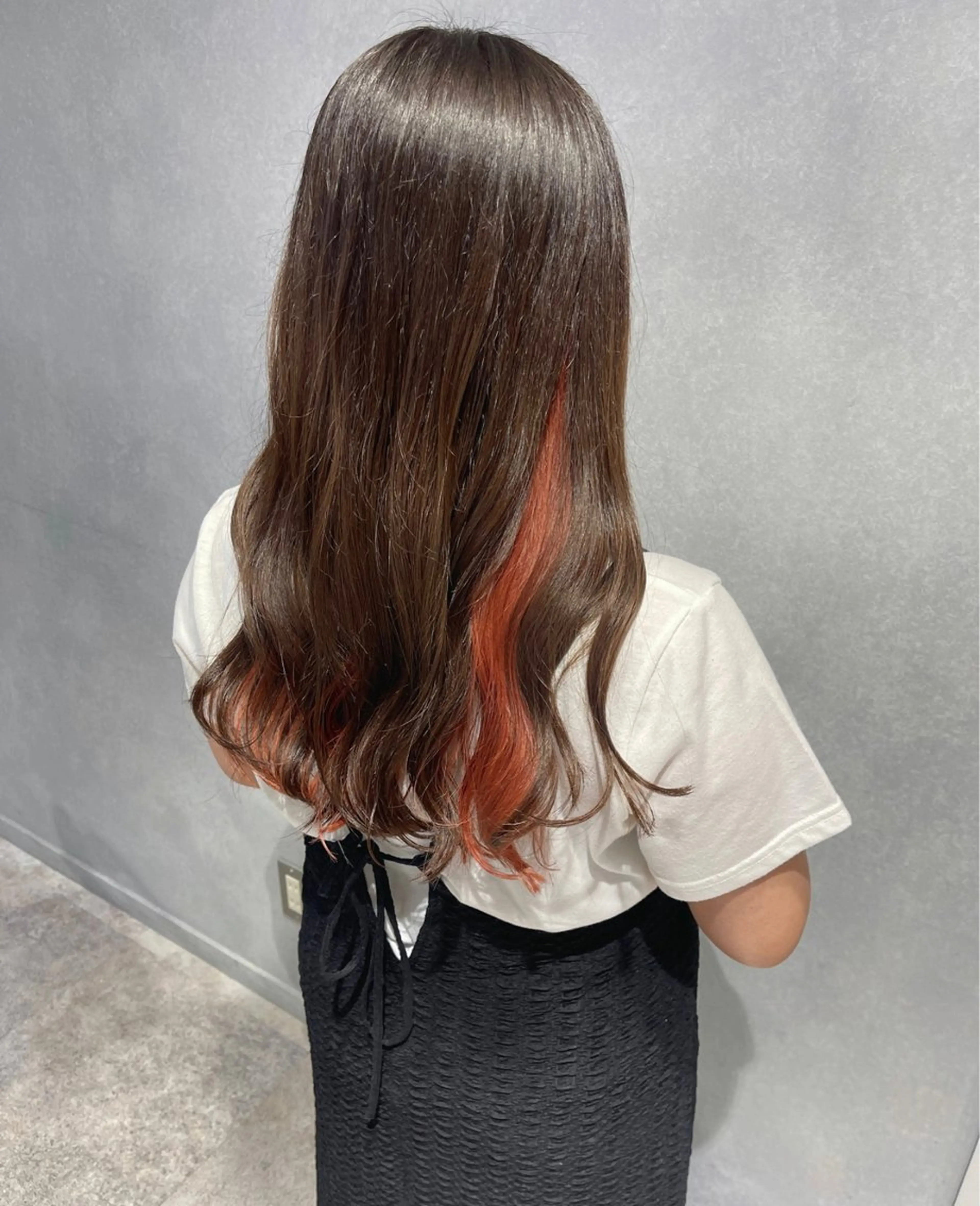 セミロング カラー ブリーチ インナーカラー カット ヘアカラー 唐澤 千尋のヘアスタイル