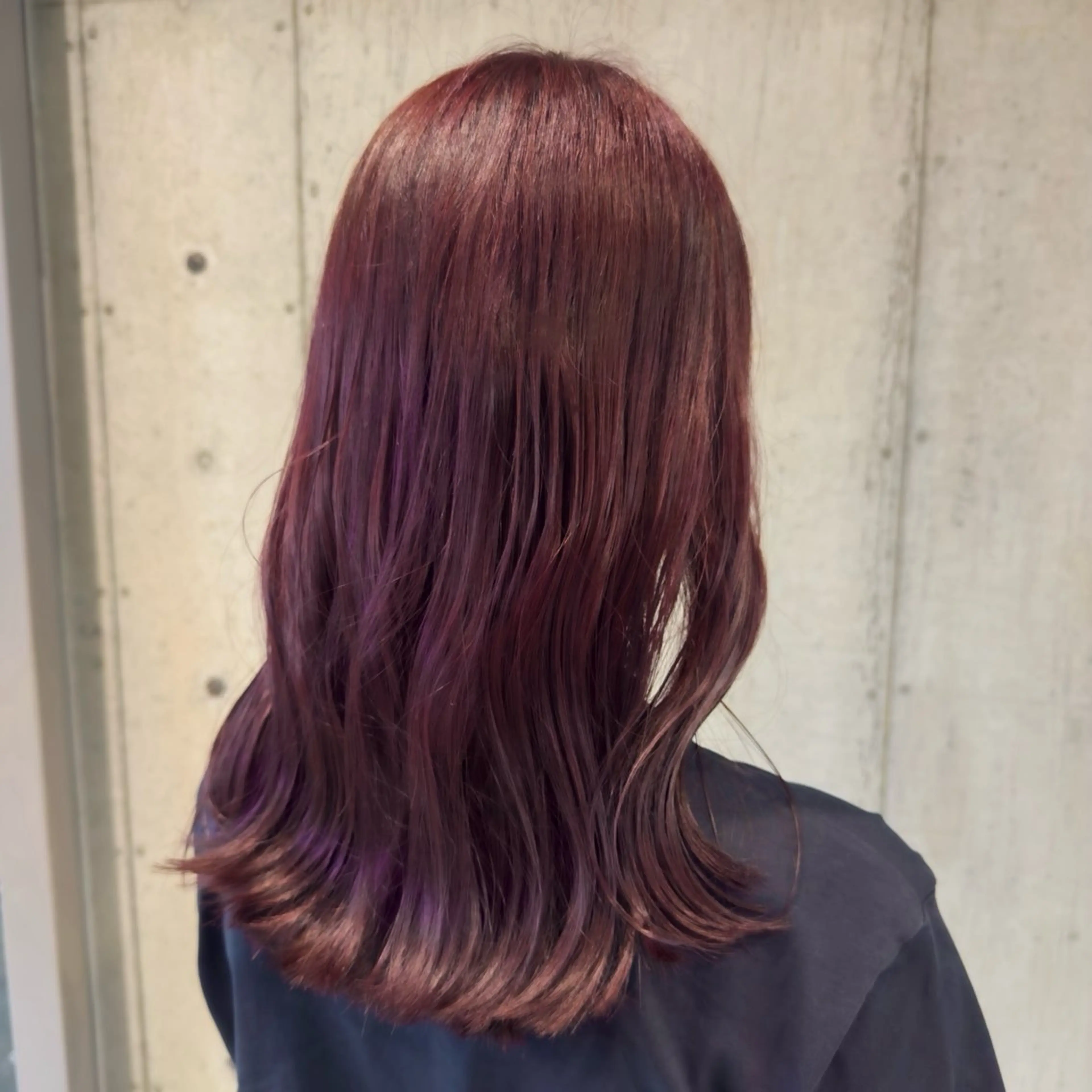 セミロング カラー カシス 透明感カラー レイヤーカット カット ヘアカラー トリートメント 透明感/血色カラー/ 似合せレイヤー/ゆいのヘアスタイル