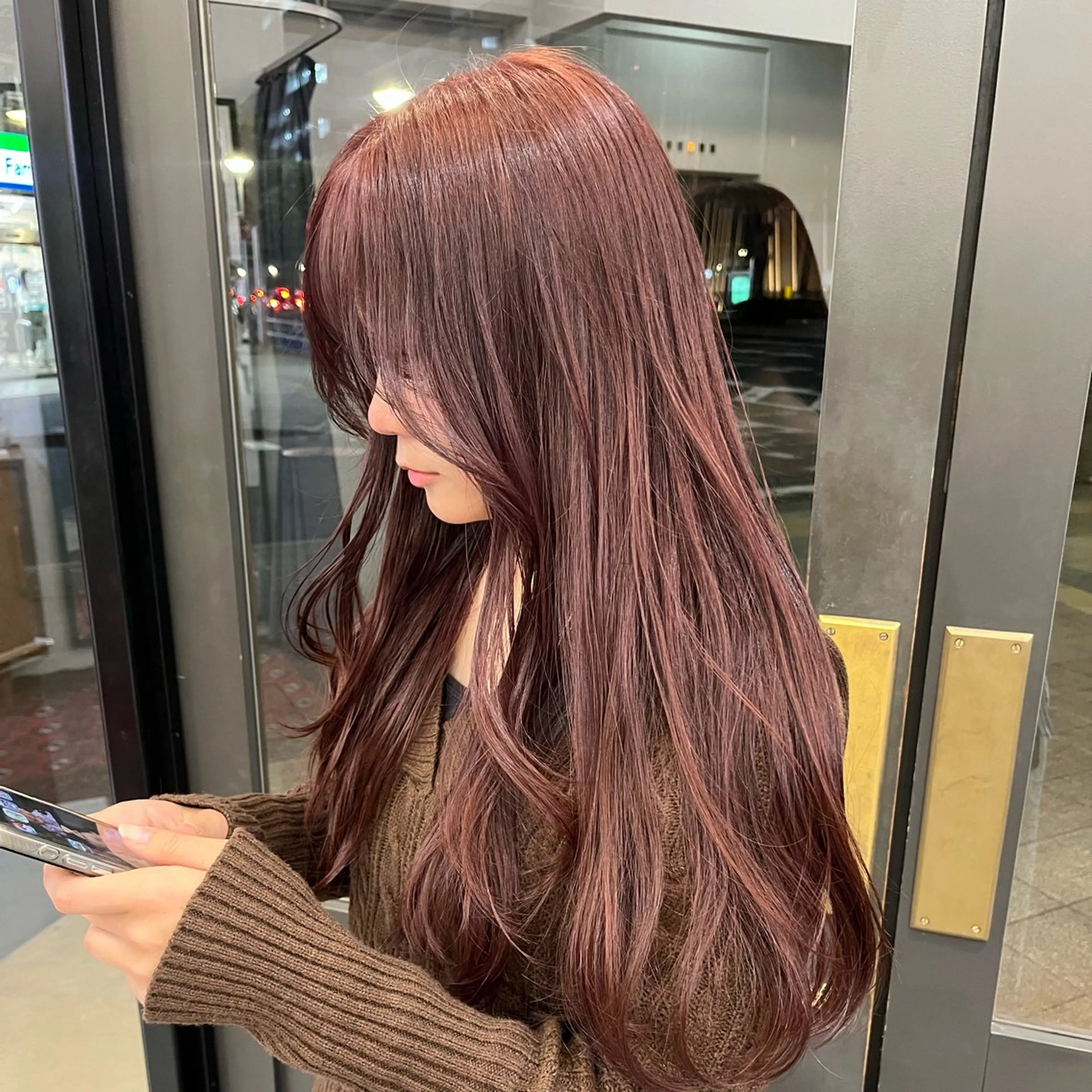 ロング カラー ブリーチ ブリーチなしカラー asuka/暖色 /レイヤー/ボブのヘアスタイル