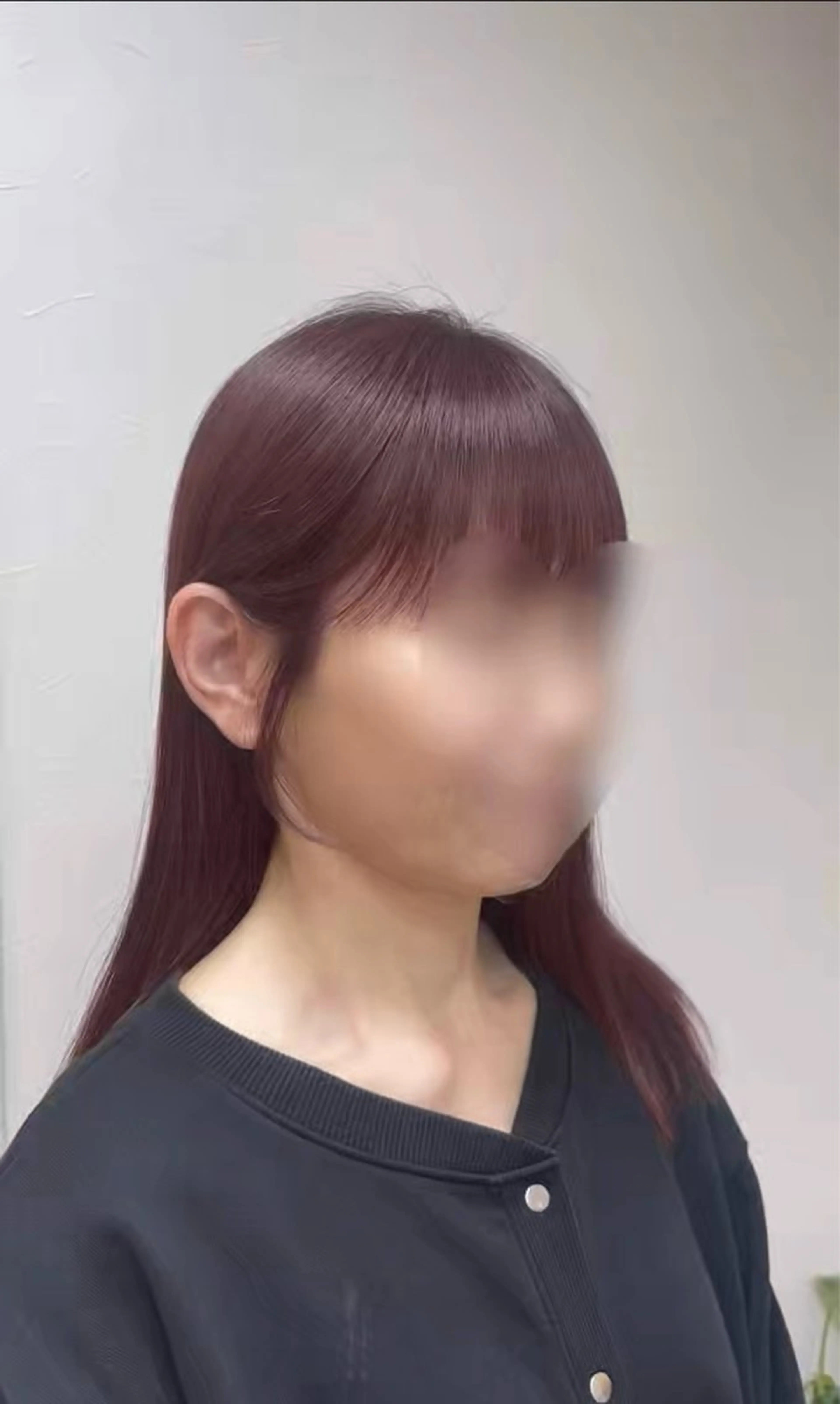 セミロング 坂口 歩美のヘアスタイル
