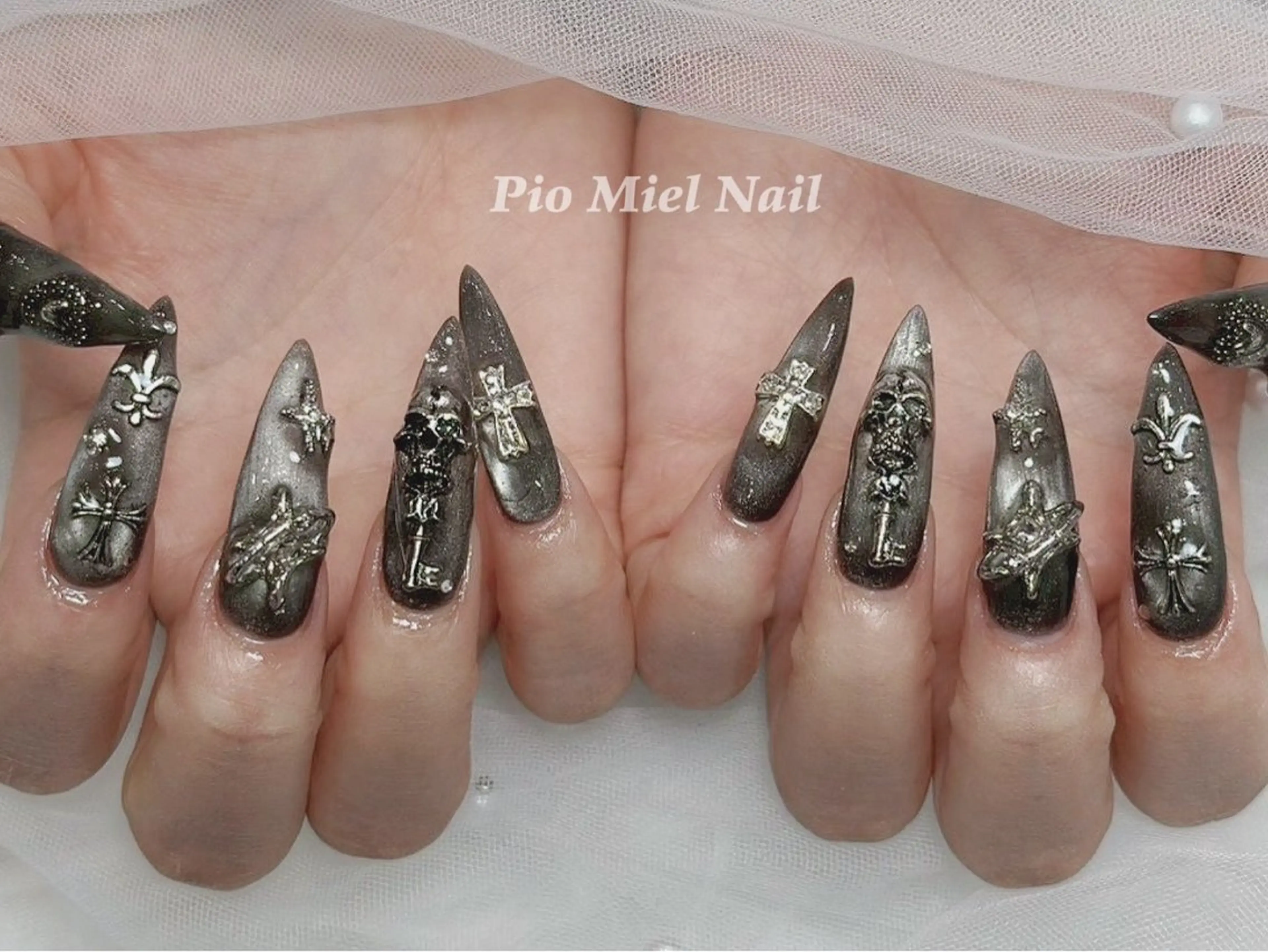 ネイル ハンドネイル HANA 長さだしのネイルデザイン