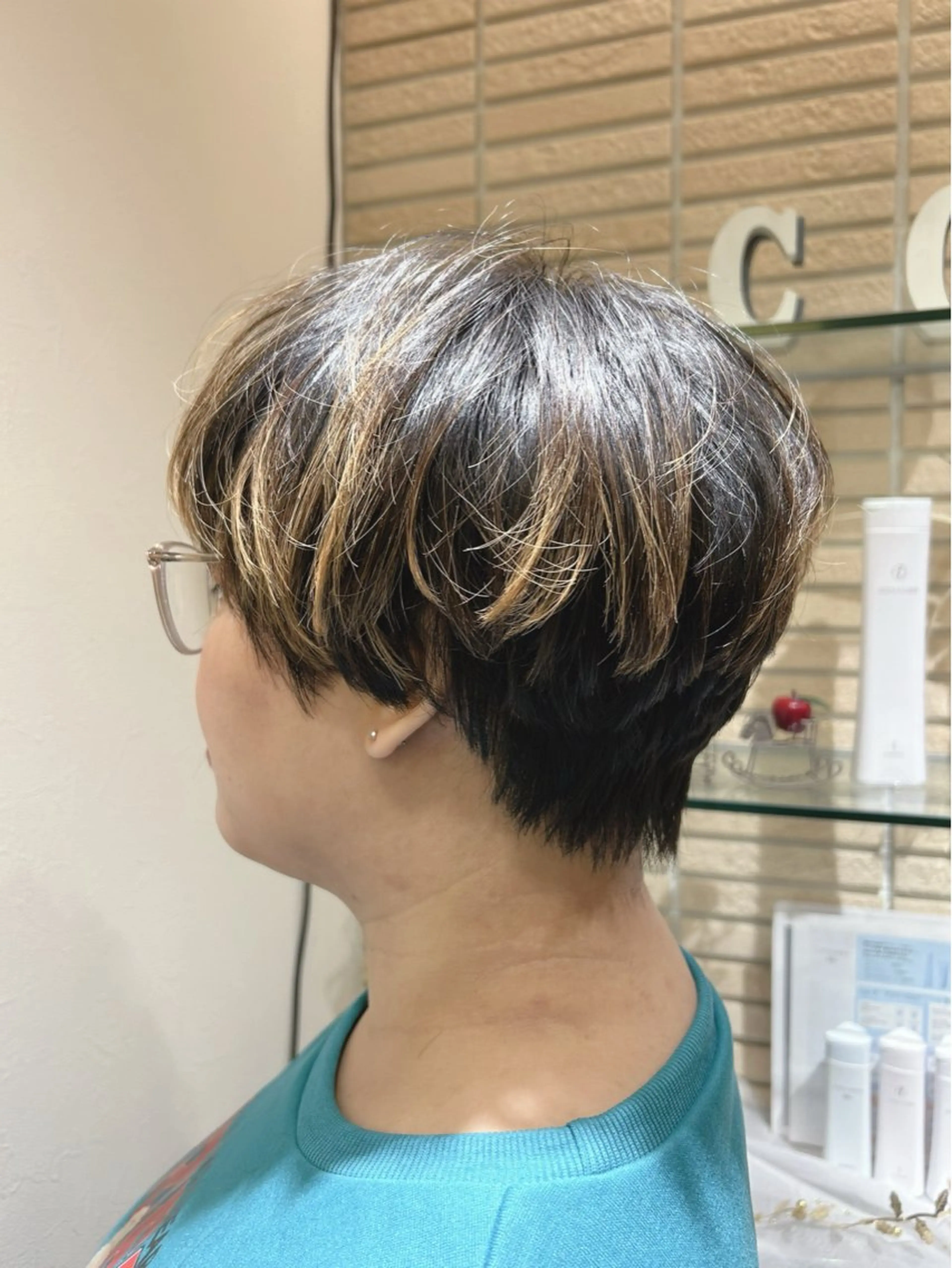 ショート ショートヘア ちあい🌈 アトリエJDパリのヘアスタイル