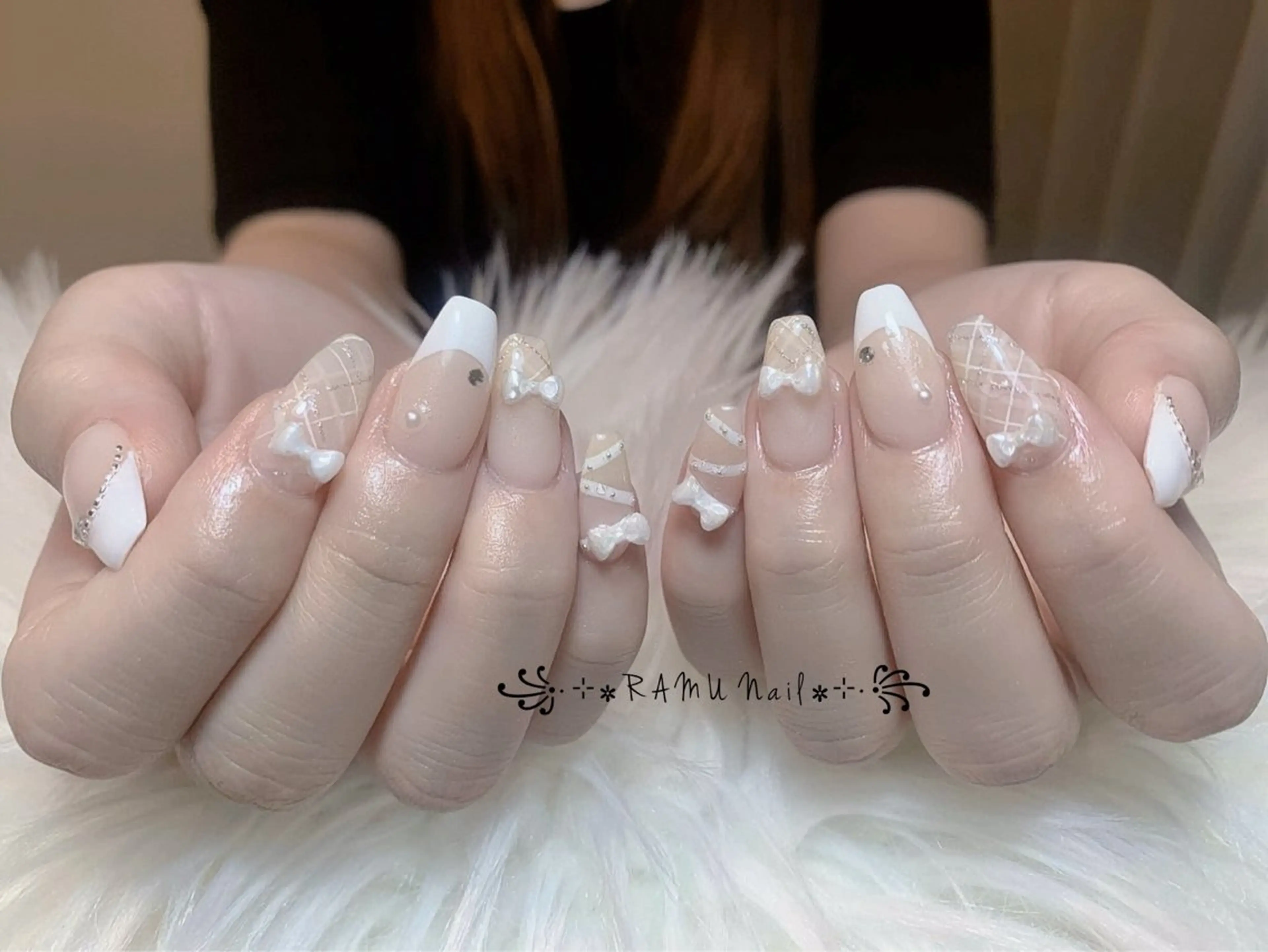 ネイル チークネイル フレンチネイル グラデーション キラキラネイル 韓国ネイル ハンドネイル RAMU_Nail 池袋店のネイルデザイン