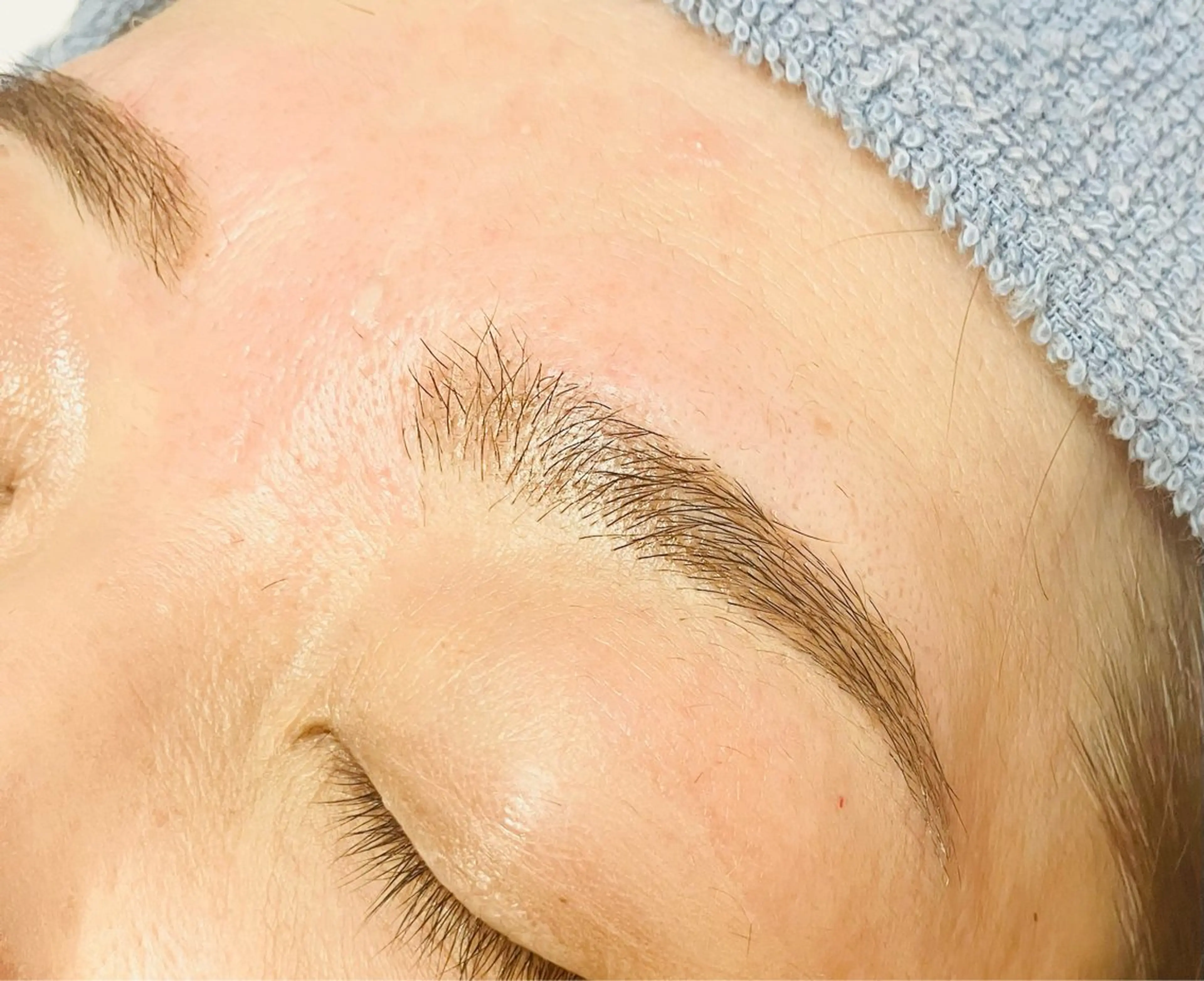 アイブロウ M y lash 緑井店　宮本のマツエク・マツパデザイン