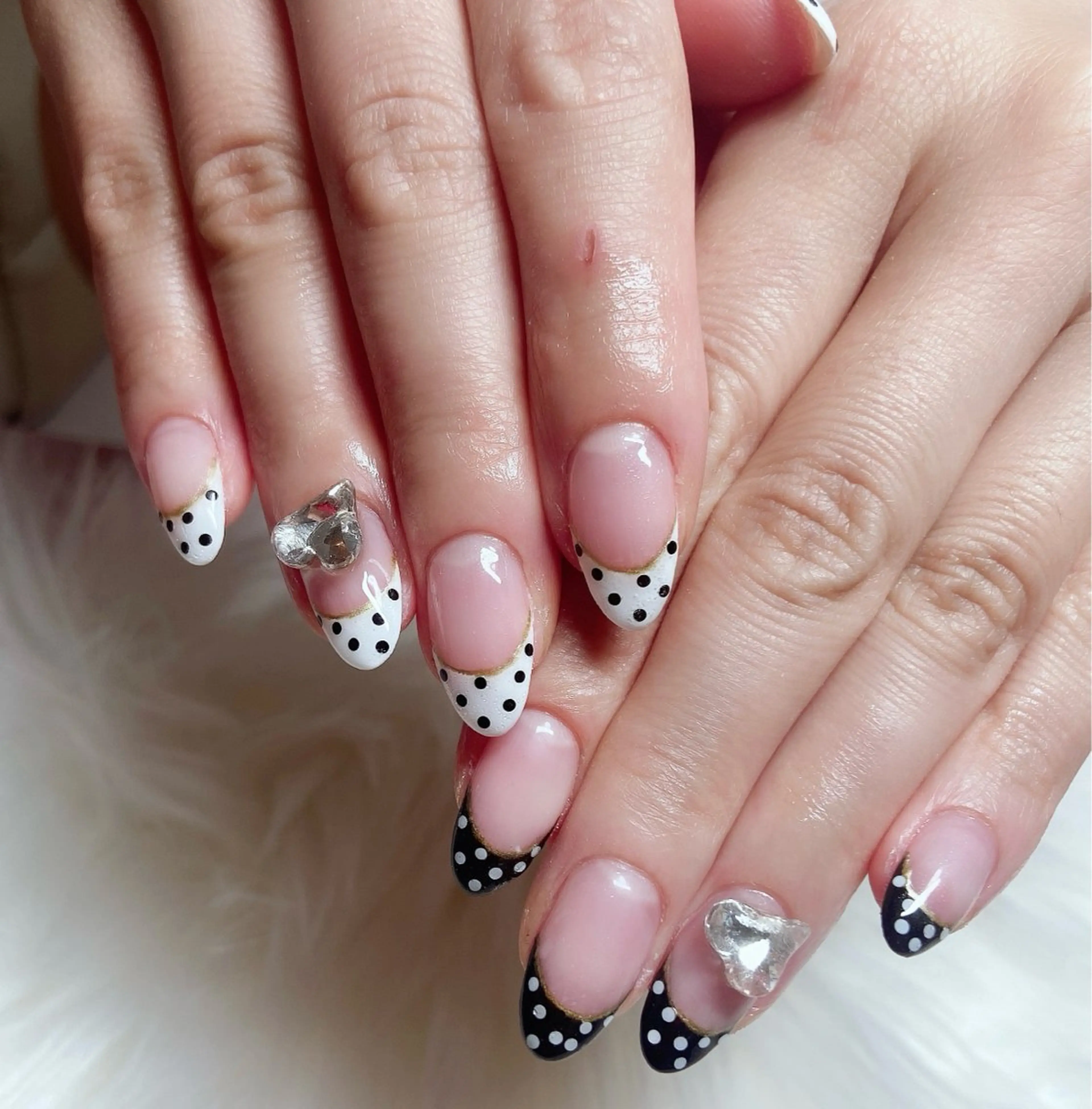 ネイル ハンドネイル &ME ネイルサロンのネイルデザイン