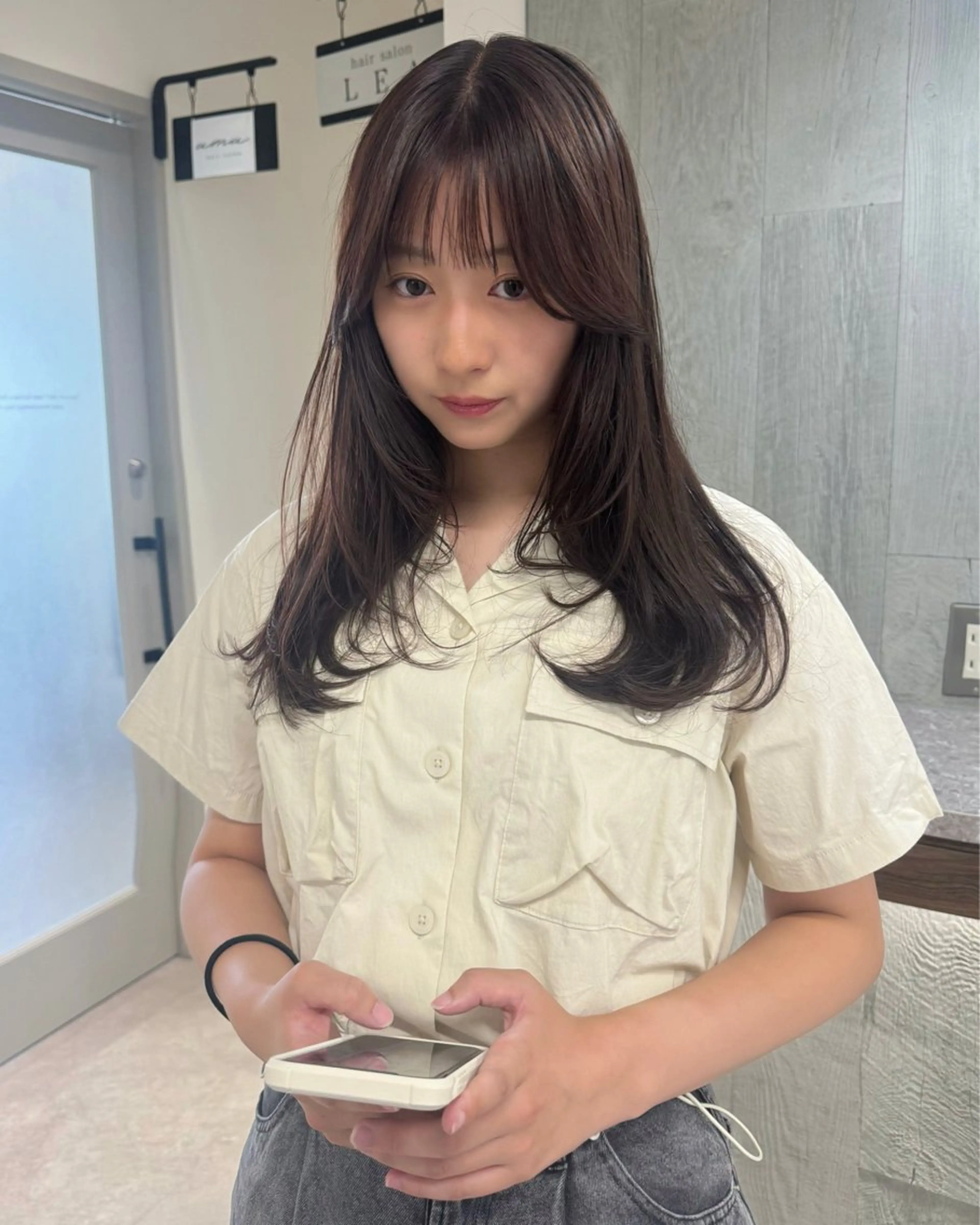 セミロング レイヤーカット 🫧umu.🫧韓国 /レイヤー/ハッシュのヘアスタイル