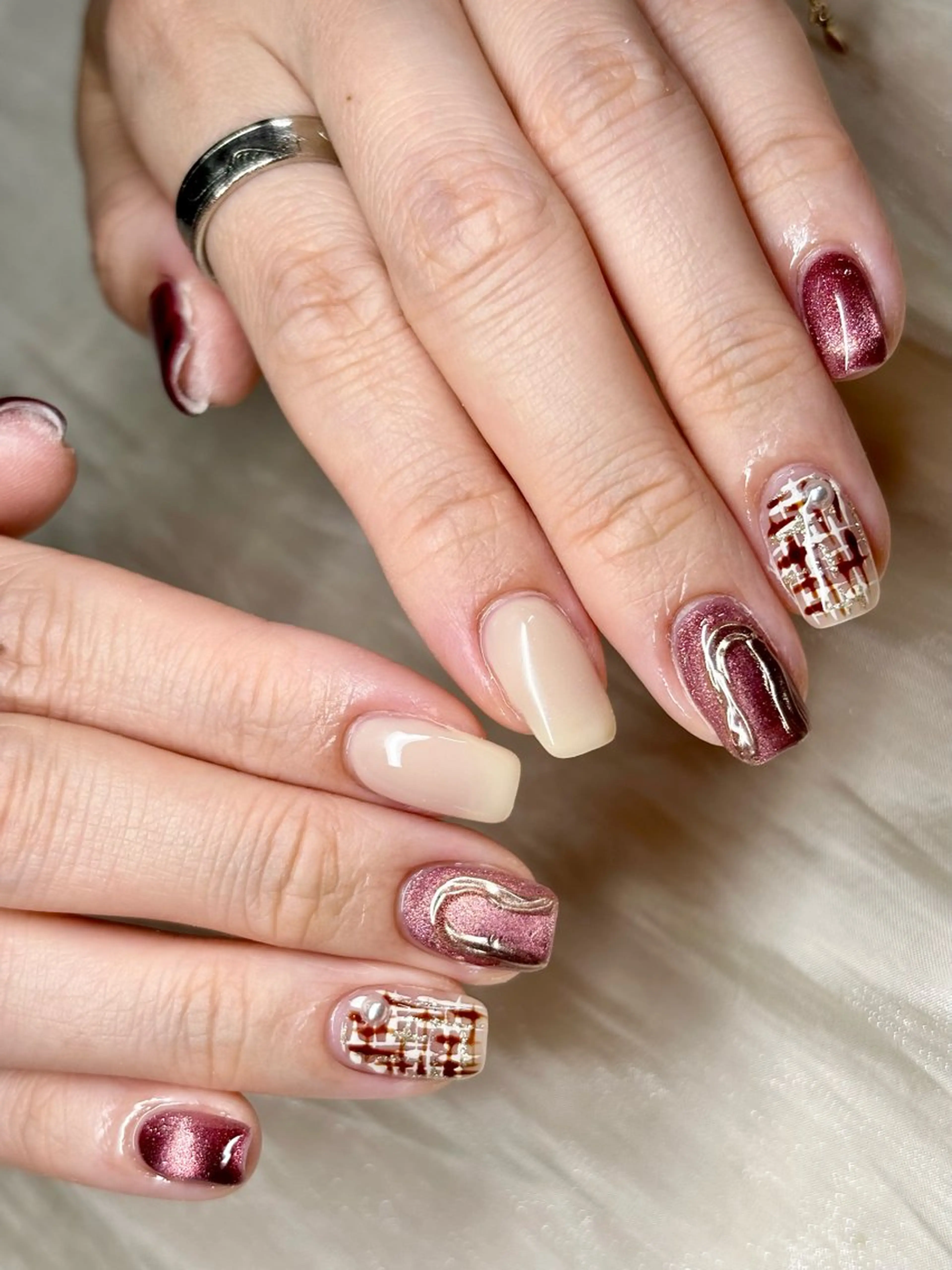 ネイル ニュアンスネイル シンプルネイル ETE LUNA NAILのネイルデザイン