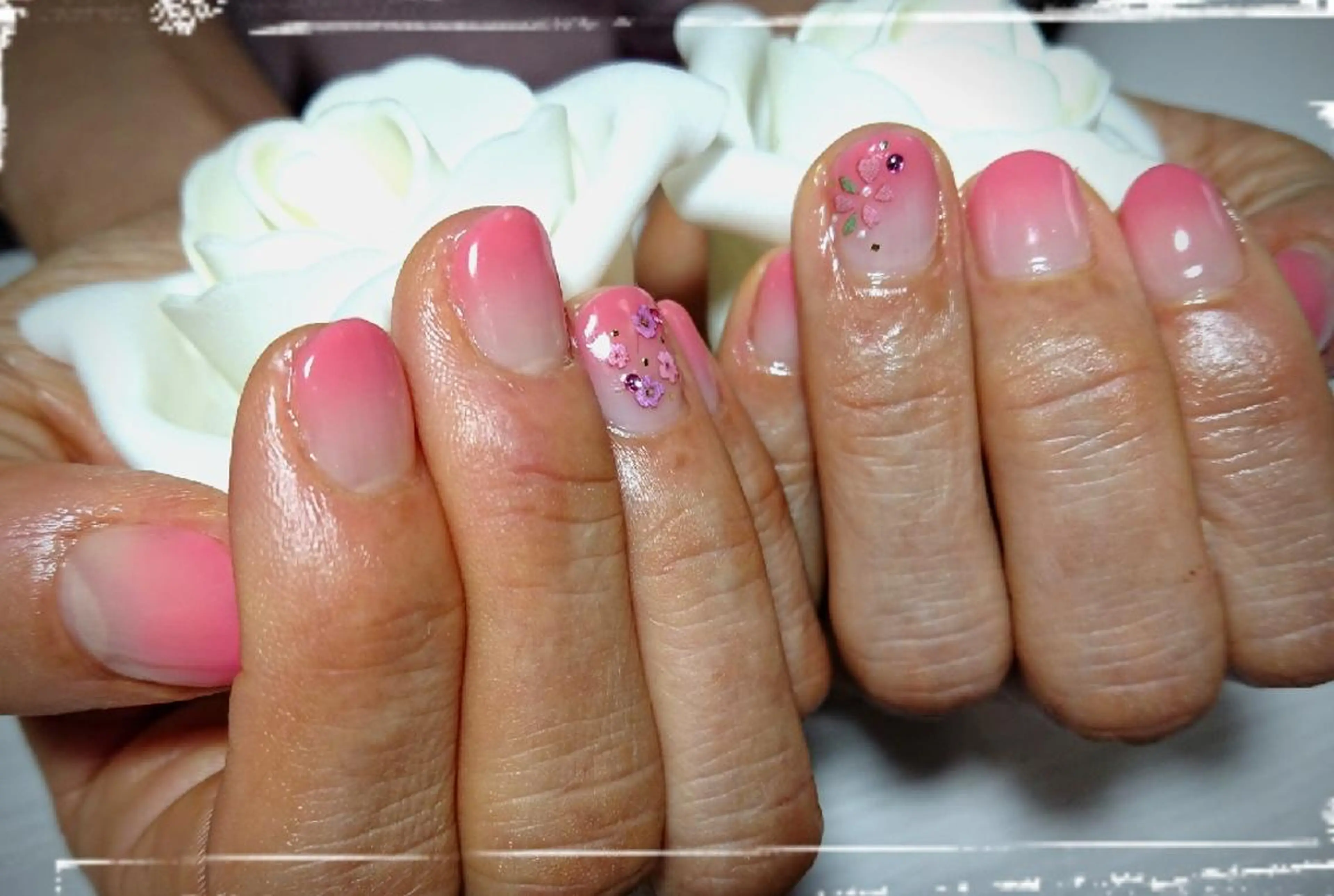 ネイル グラデーション 春ネイル 林 珠里のネイルデザイン
