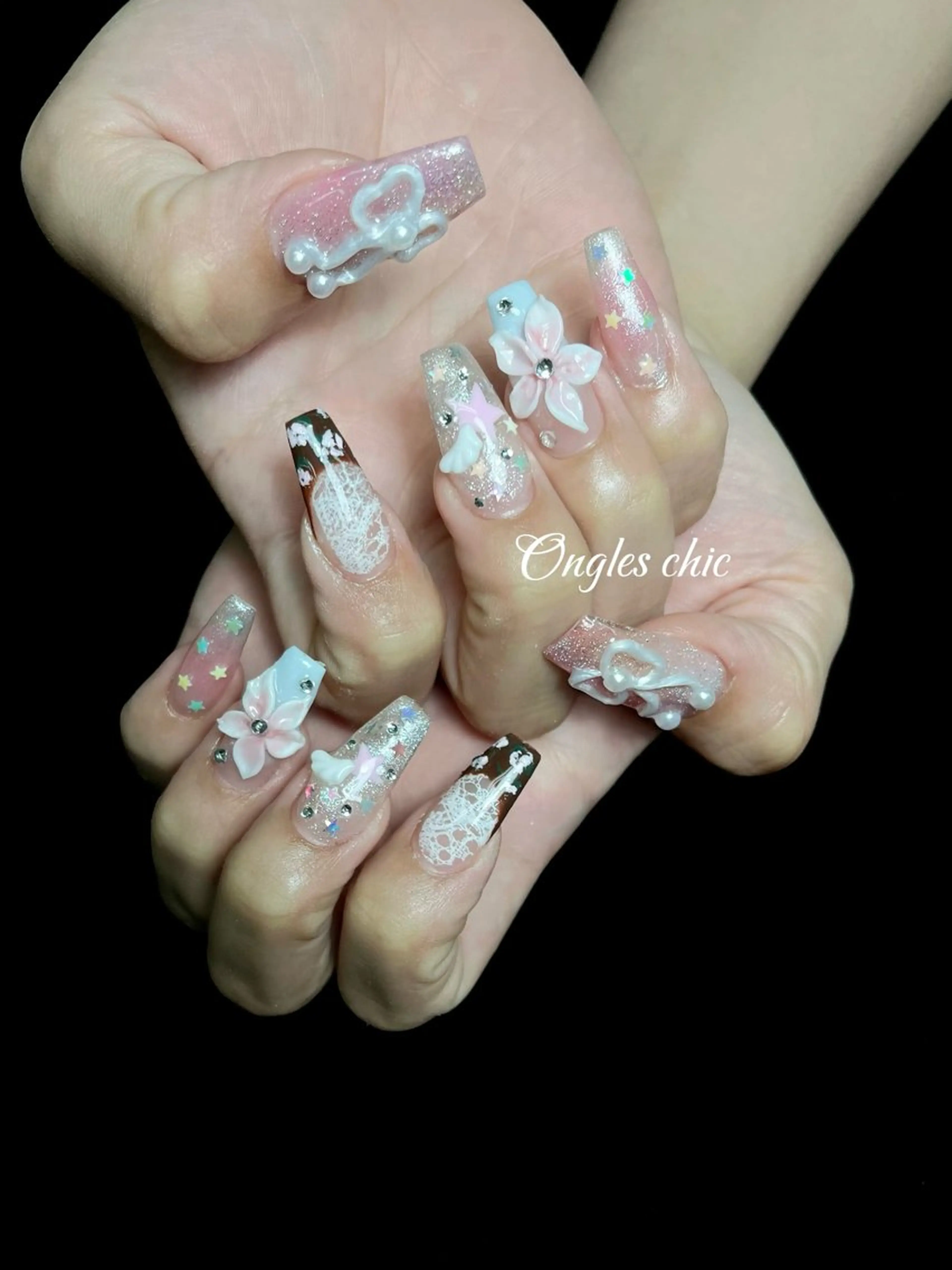 ネイル ハンドネイル ongles chicのネイルデザイン