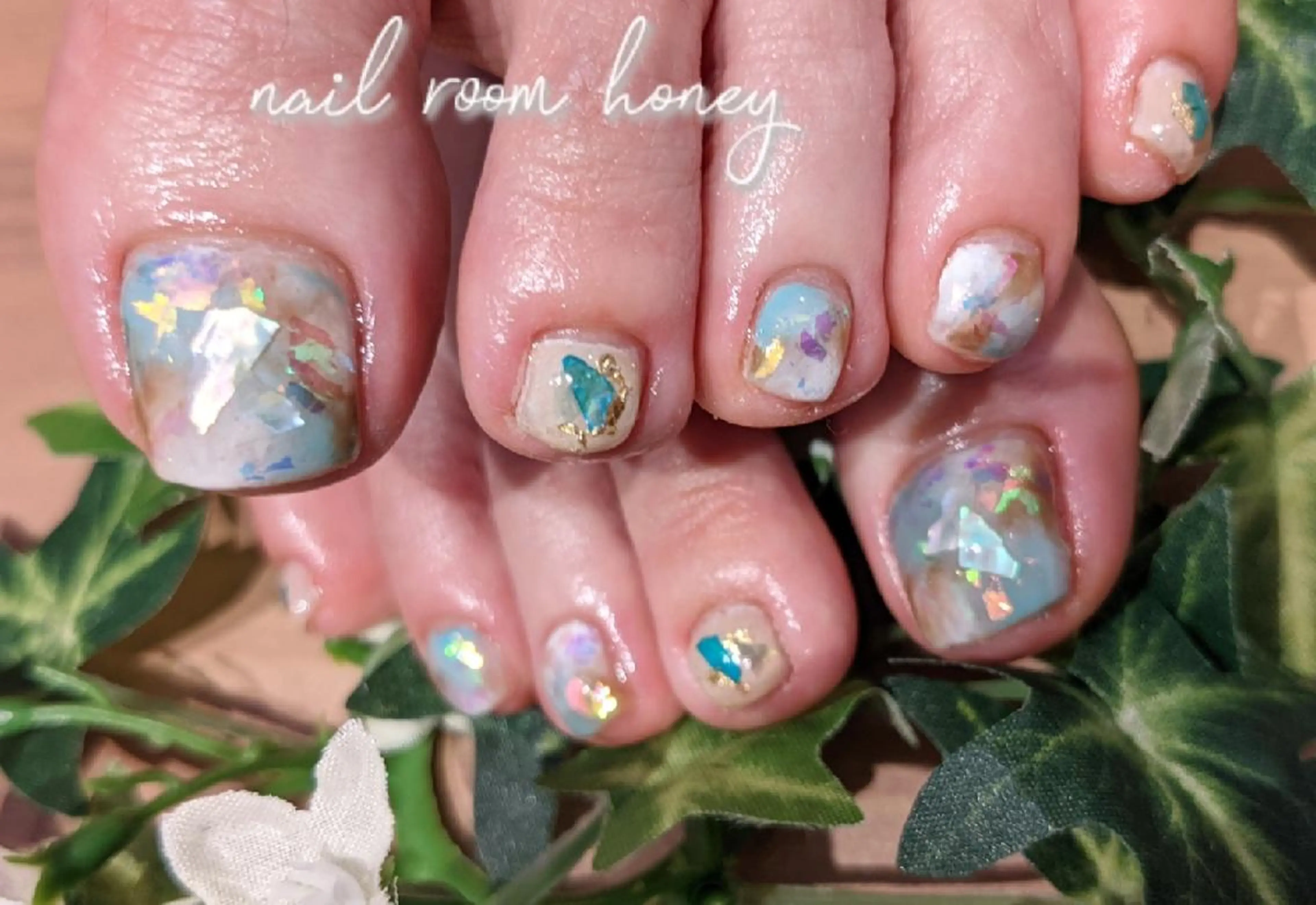 ネイル アートネイル フットネイル nail room  honeyのネイルデザイン