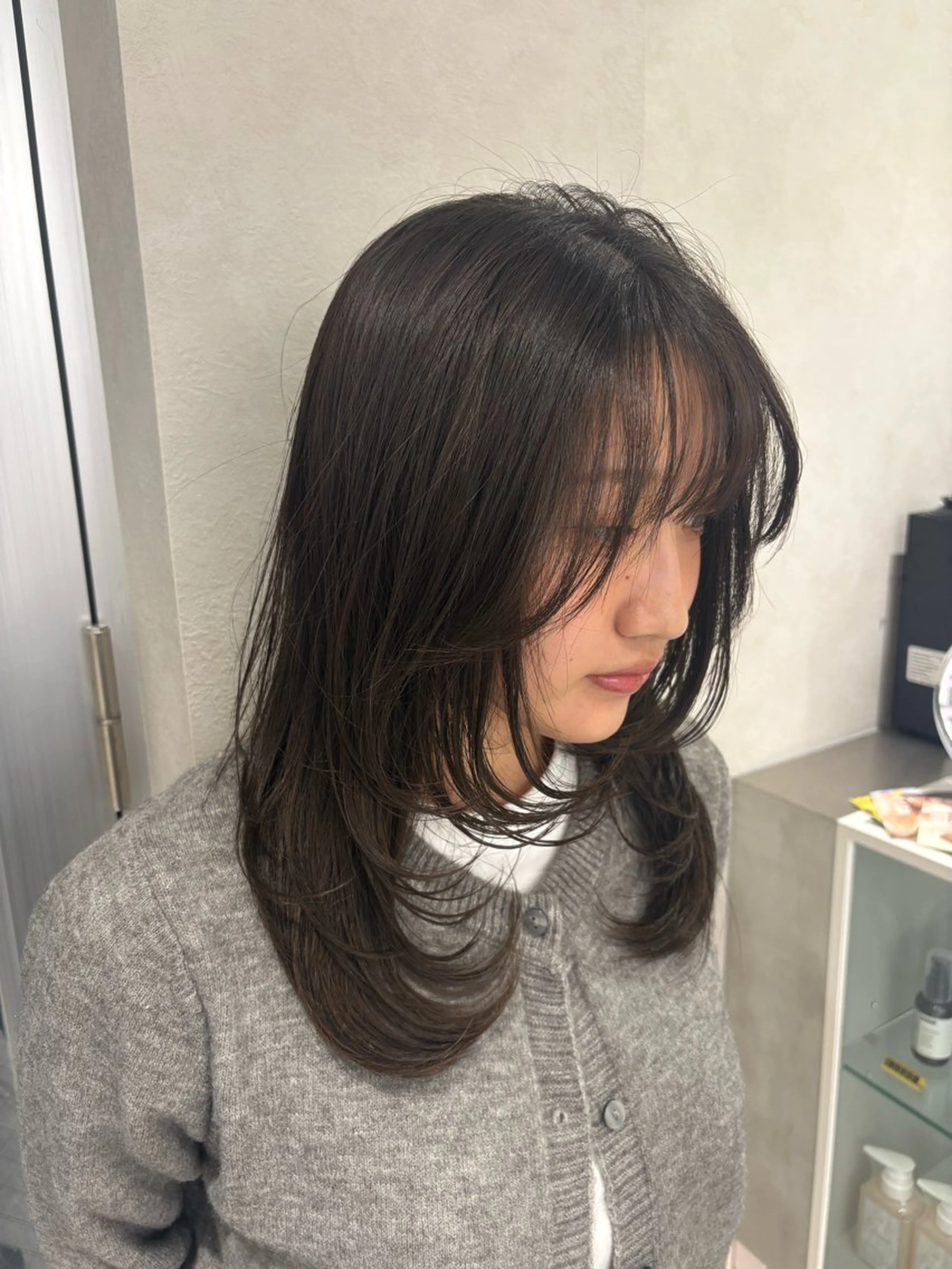 セミロング ハッシュカット ハイレイヤー 韓国風ヘア レイヤーカット Yuta✂︎ 韓国レイヤー🪽のヘアスタイル