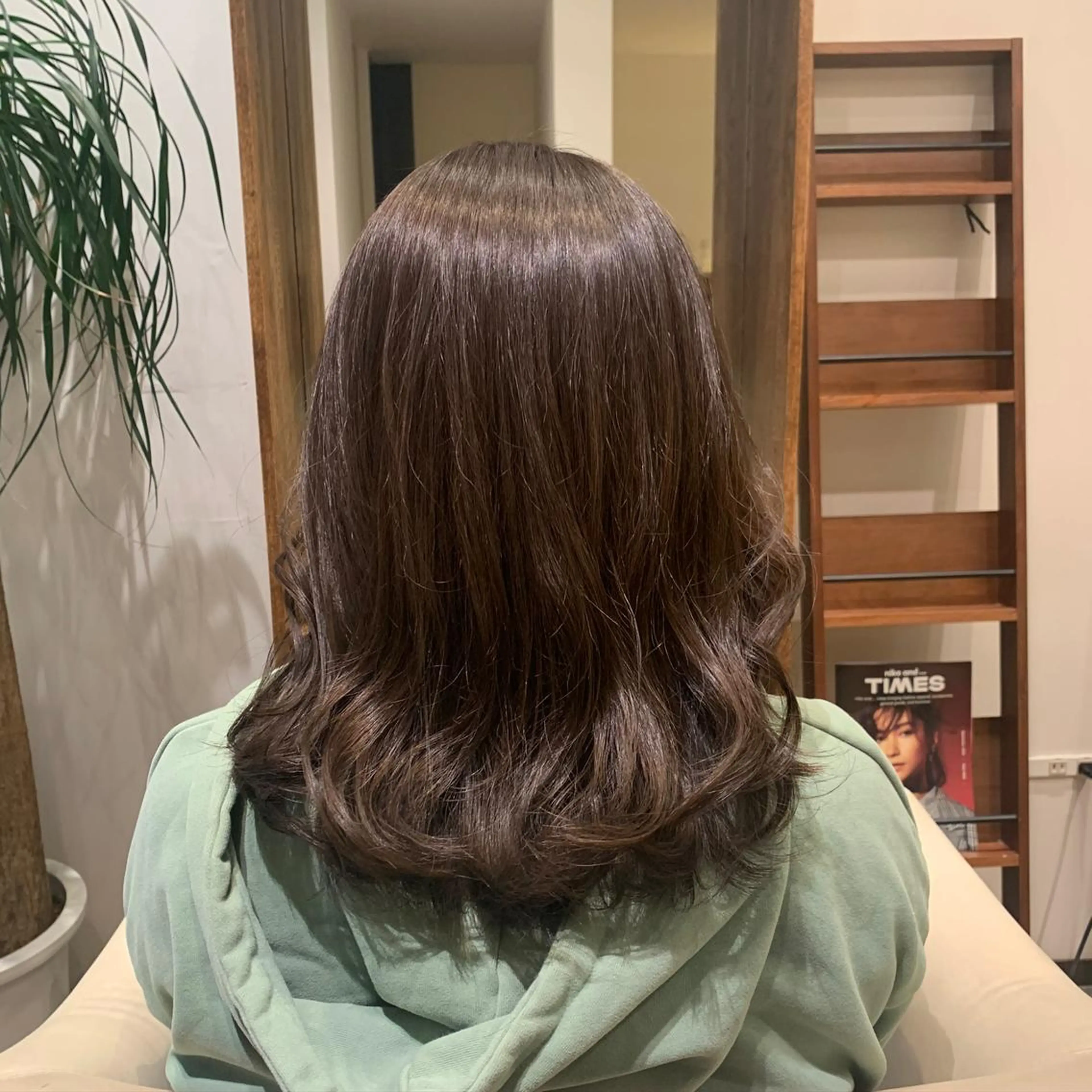 ミディアム カラー 【完全個室】髪質改善 暖色カラー/山崎唯奈のヘアスタイル