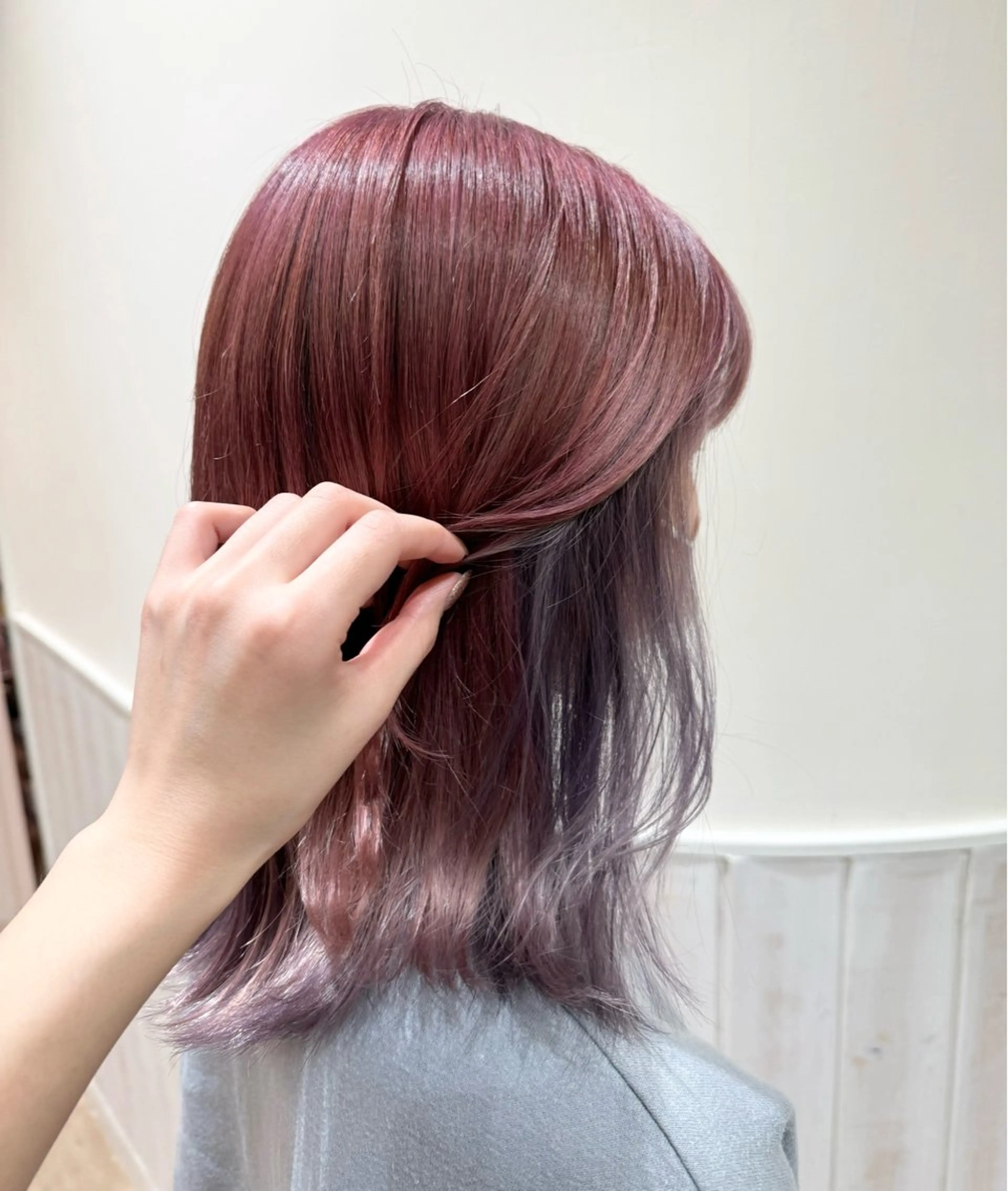 ミディアム カラー 透け感カラー🌿 小島 りなのヘアスタイル