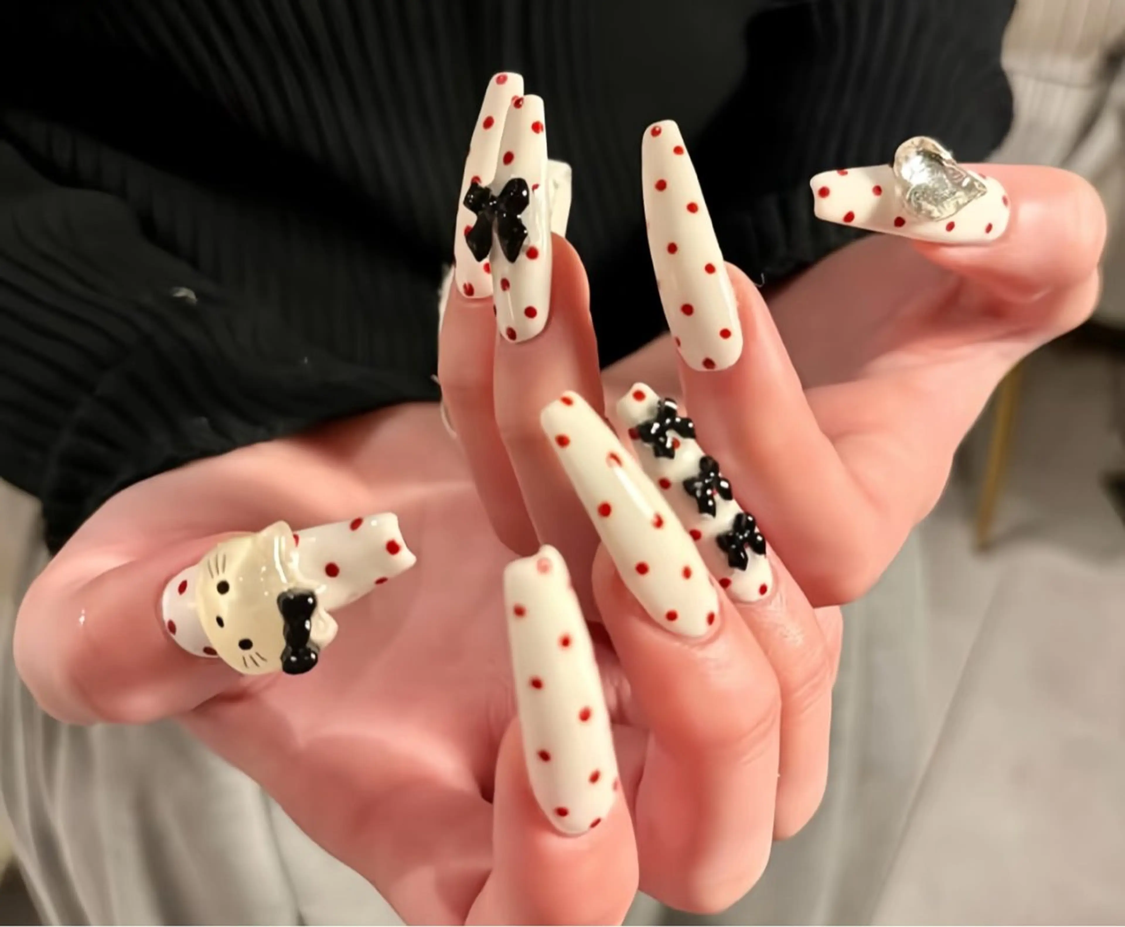 ネイル アートネイル オーロラネイル チークネイル フレンチネイル ガラスフレンチ ハンドネイル 🎀🎀YooLi Nail Salonのネイルデザイン