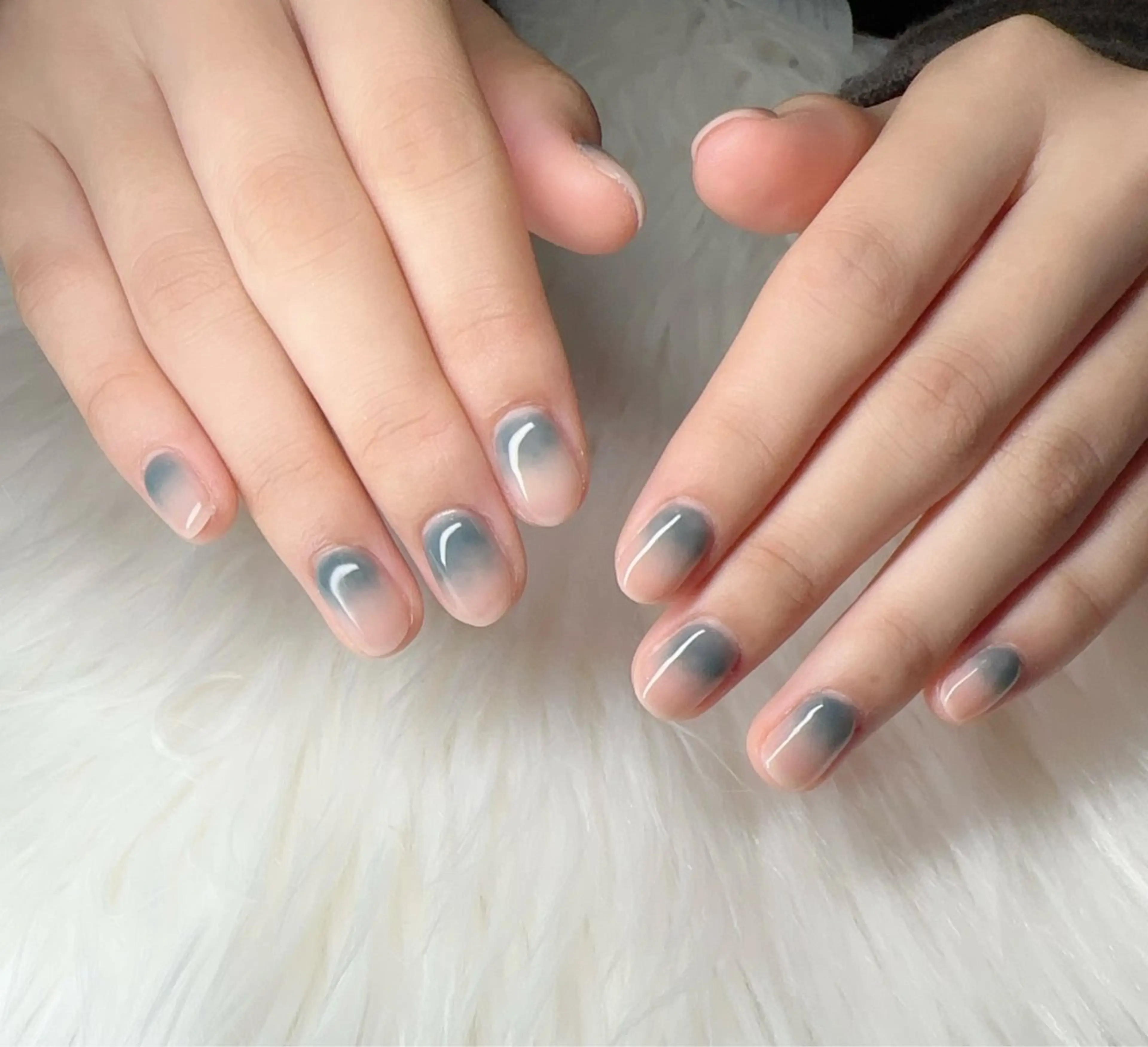 ネイル グラデーション Rnail. misatoのネイルデザイン