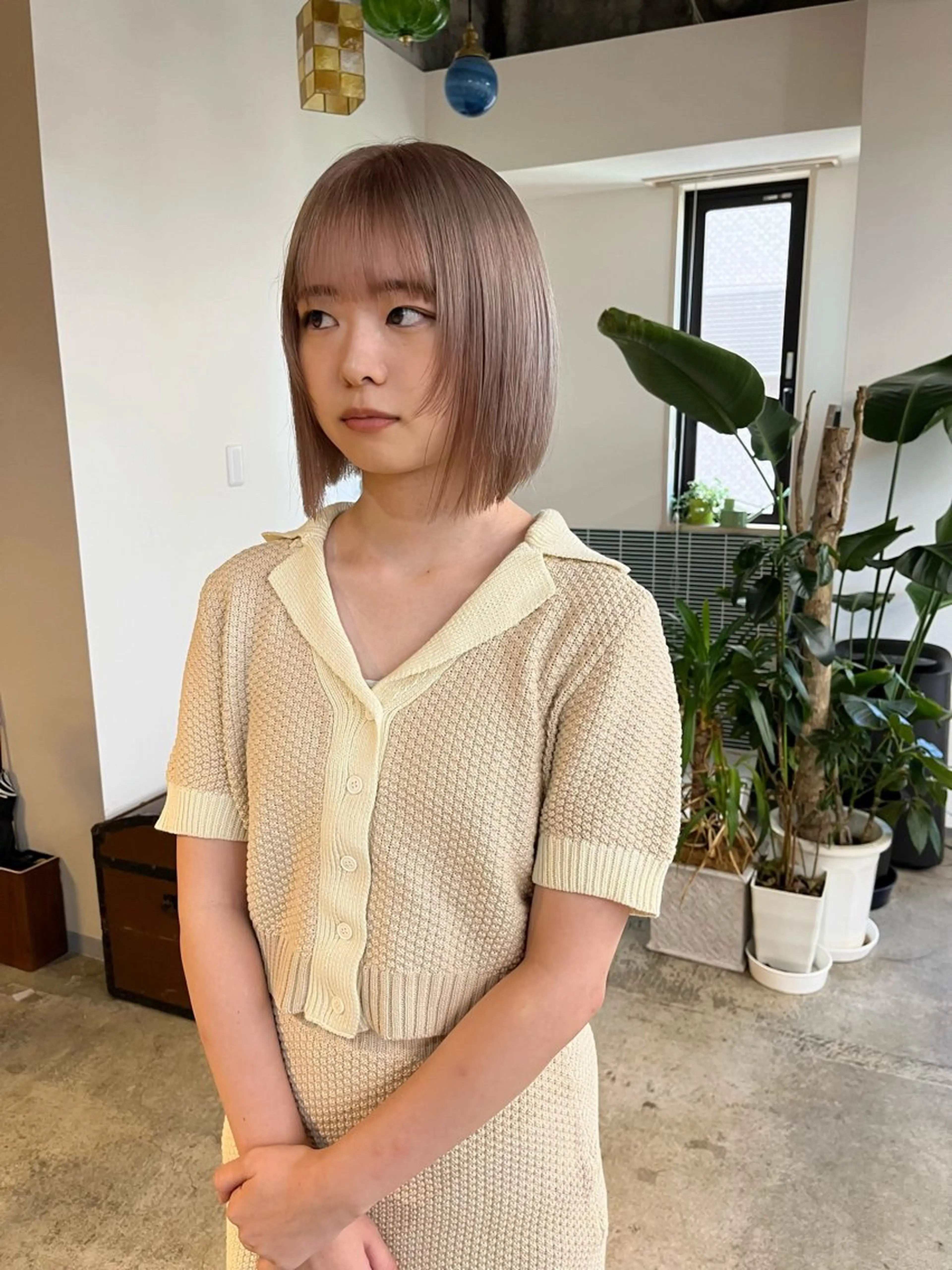 ミディアム カラー ブリーチ カット ヘアカラー トリートメント 🩷ハイトーン透明感 レイヤー🩷ユリカのヘアスタイル