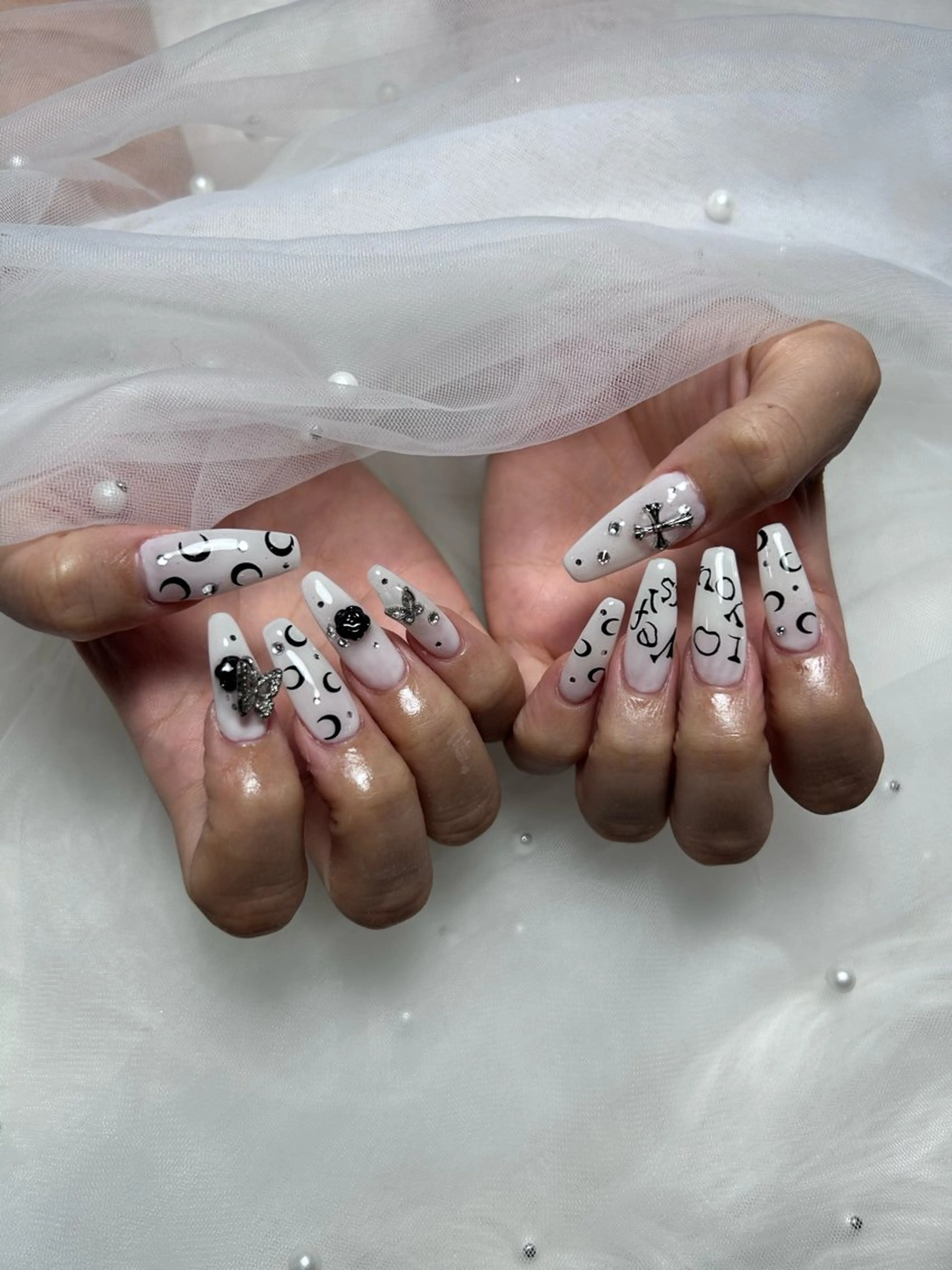 ロング 28ネイルㅤㅤㅤㅤ ことはのネイルデザイン