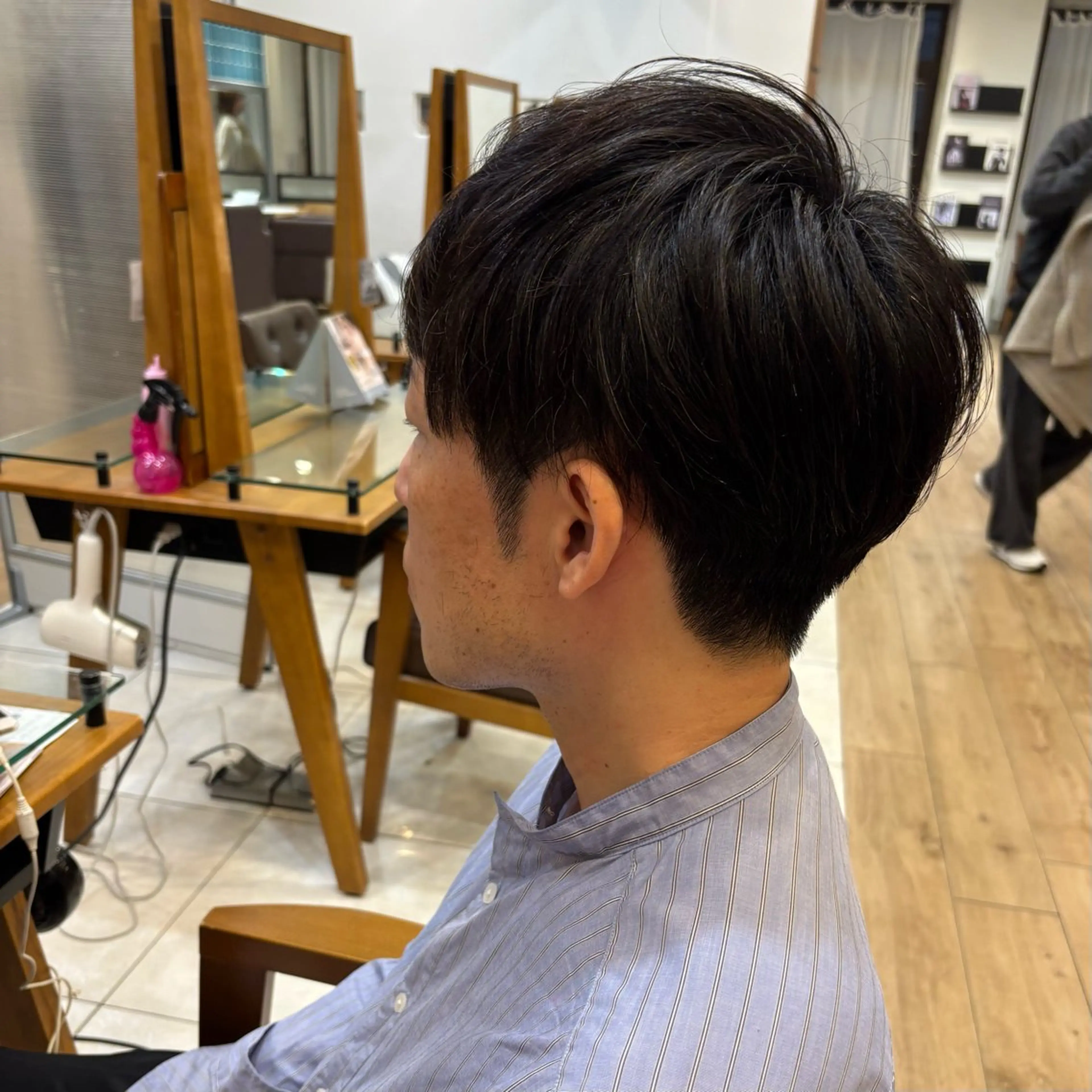 メンズ 新原 陽那のヘアスタイル