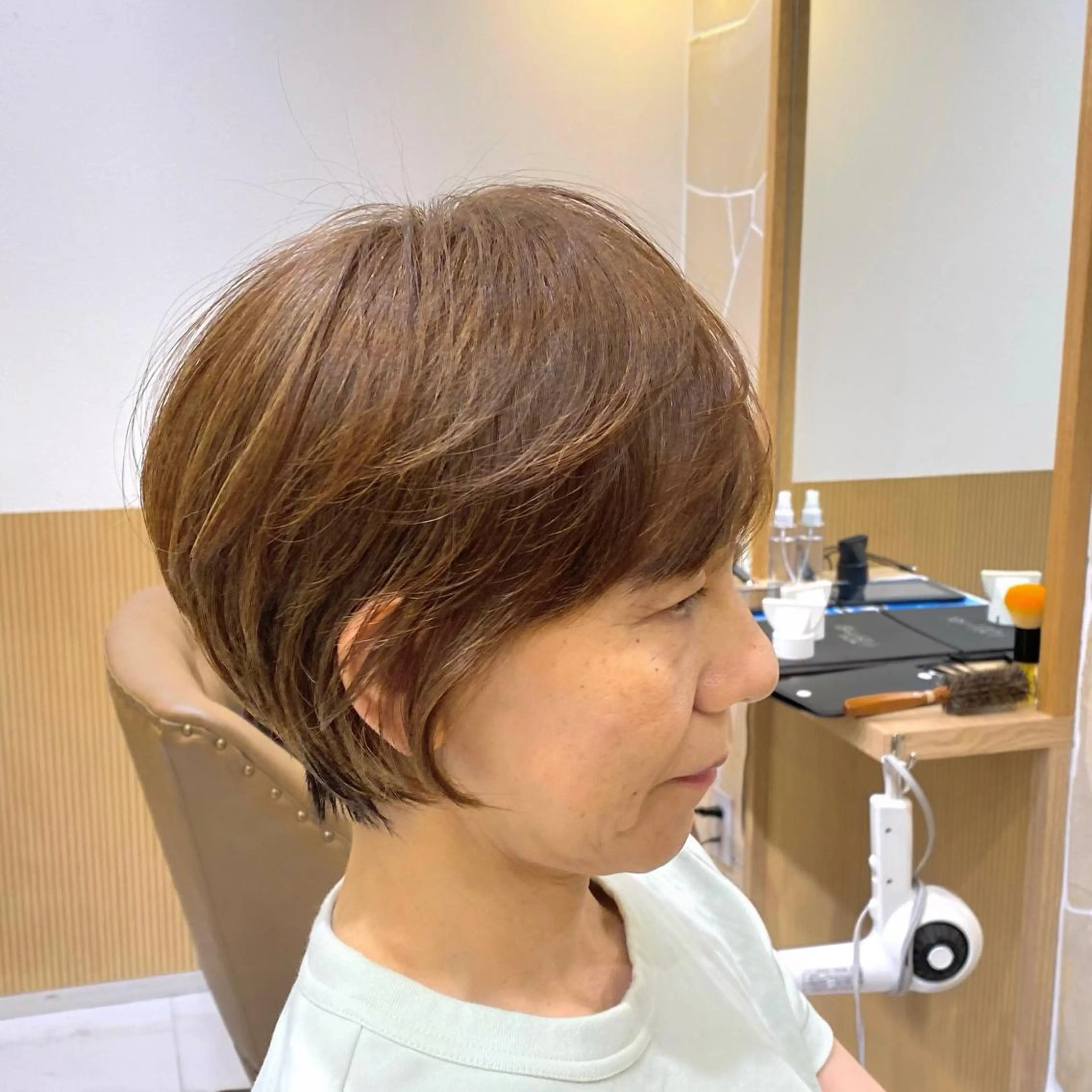 🍀白髪はがし🍀ダメージレスブリーチ＋カラー＋カット＋トリートメントの写真