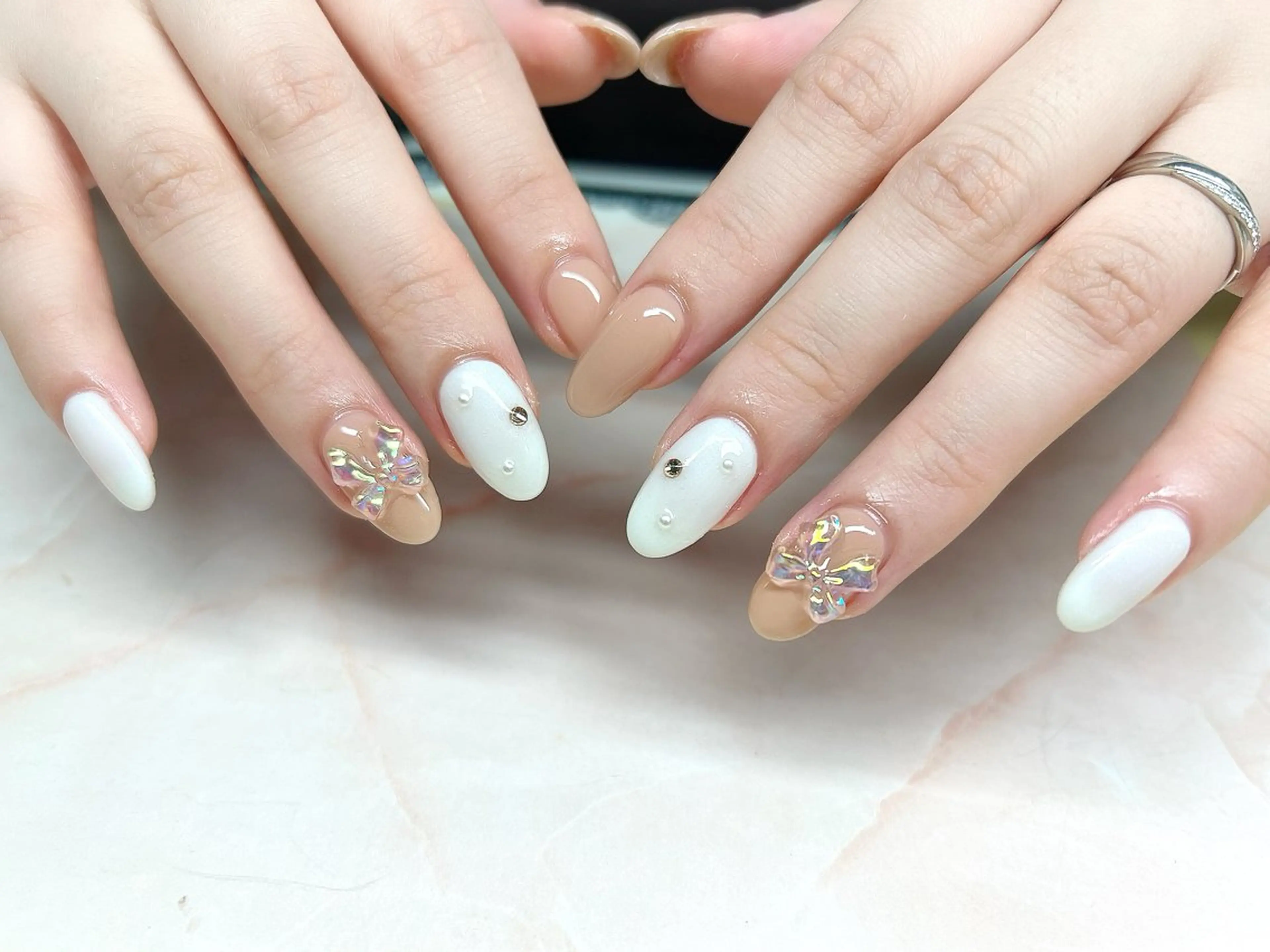 ネイル ワンホンネイル ハンドネイル NailSalon MAHINAのネイルデザイン