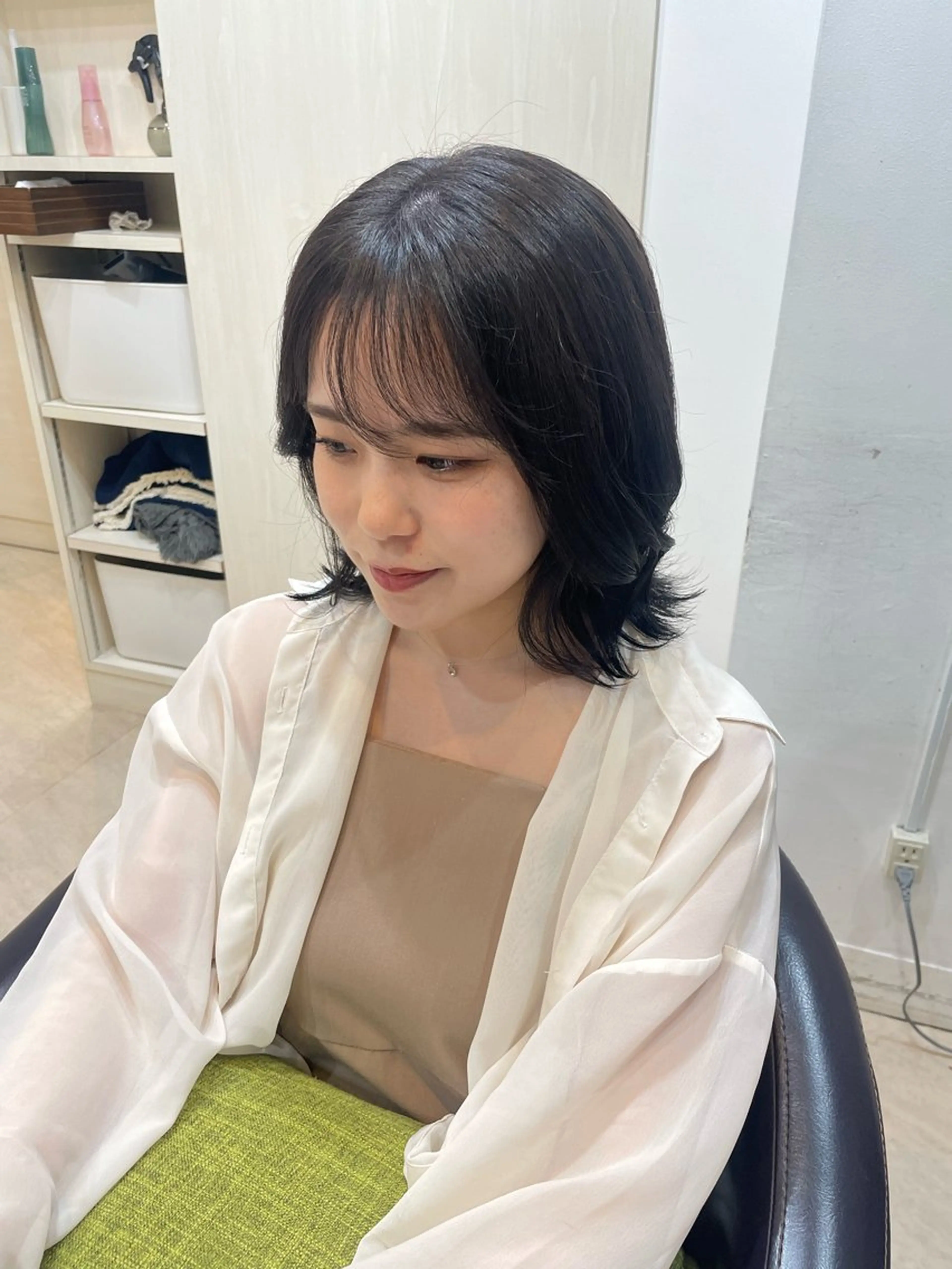 ミディアム カラー ブルーカラー ブルーグレー ブルーグレージュ 透明感カラー グレージュ 🫧arisa🫧 レイヤー/アレンジのヘアスタイル