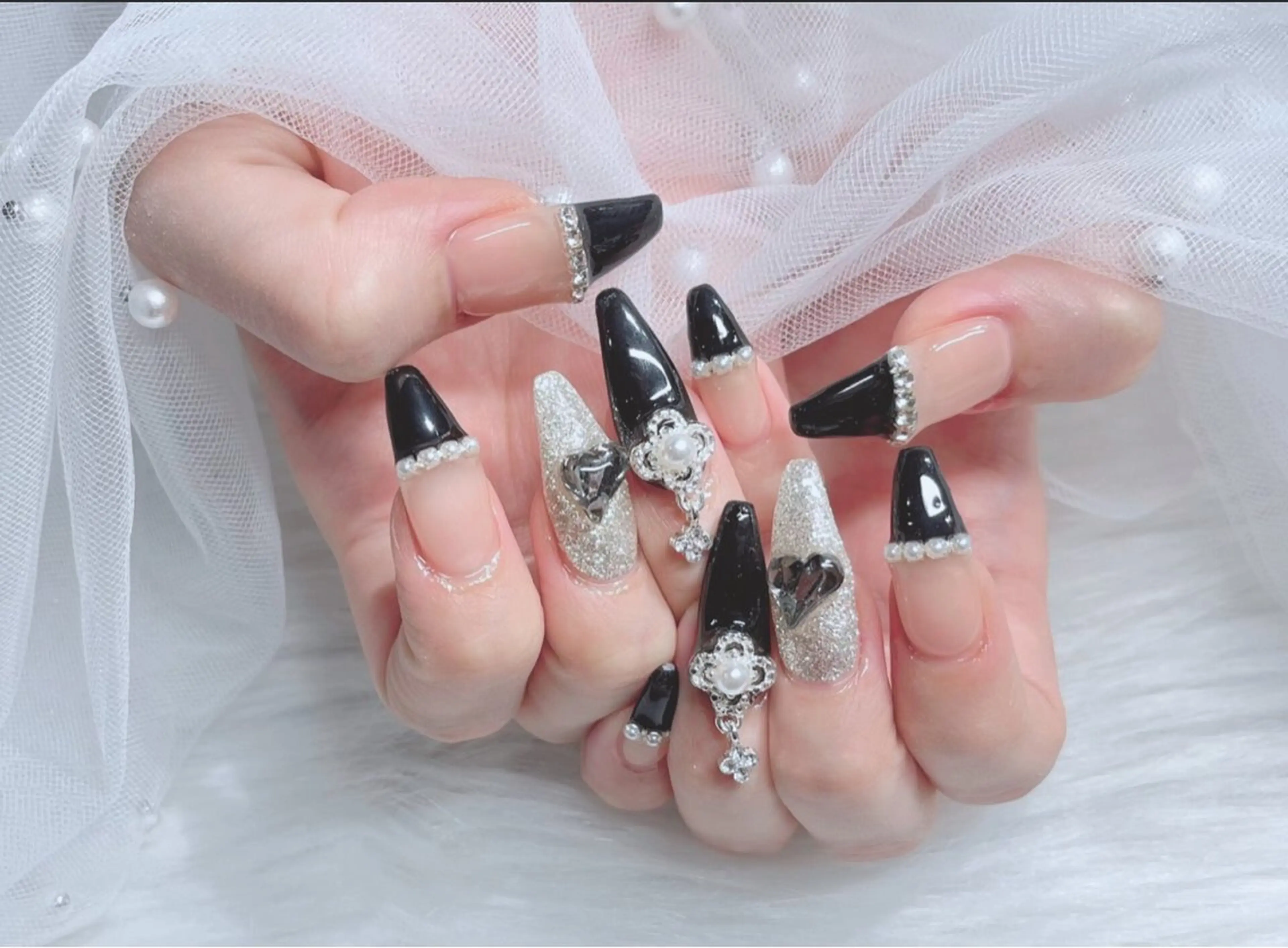 ネイル ETERNA Nail 銀座店【パラジェル/フィルイン/チップ長さだし/マグネット/ニュアンス】所属・ア カリのネイルデザイン