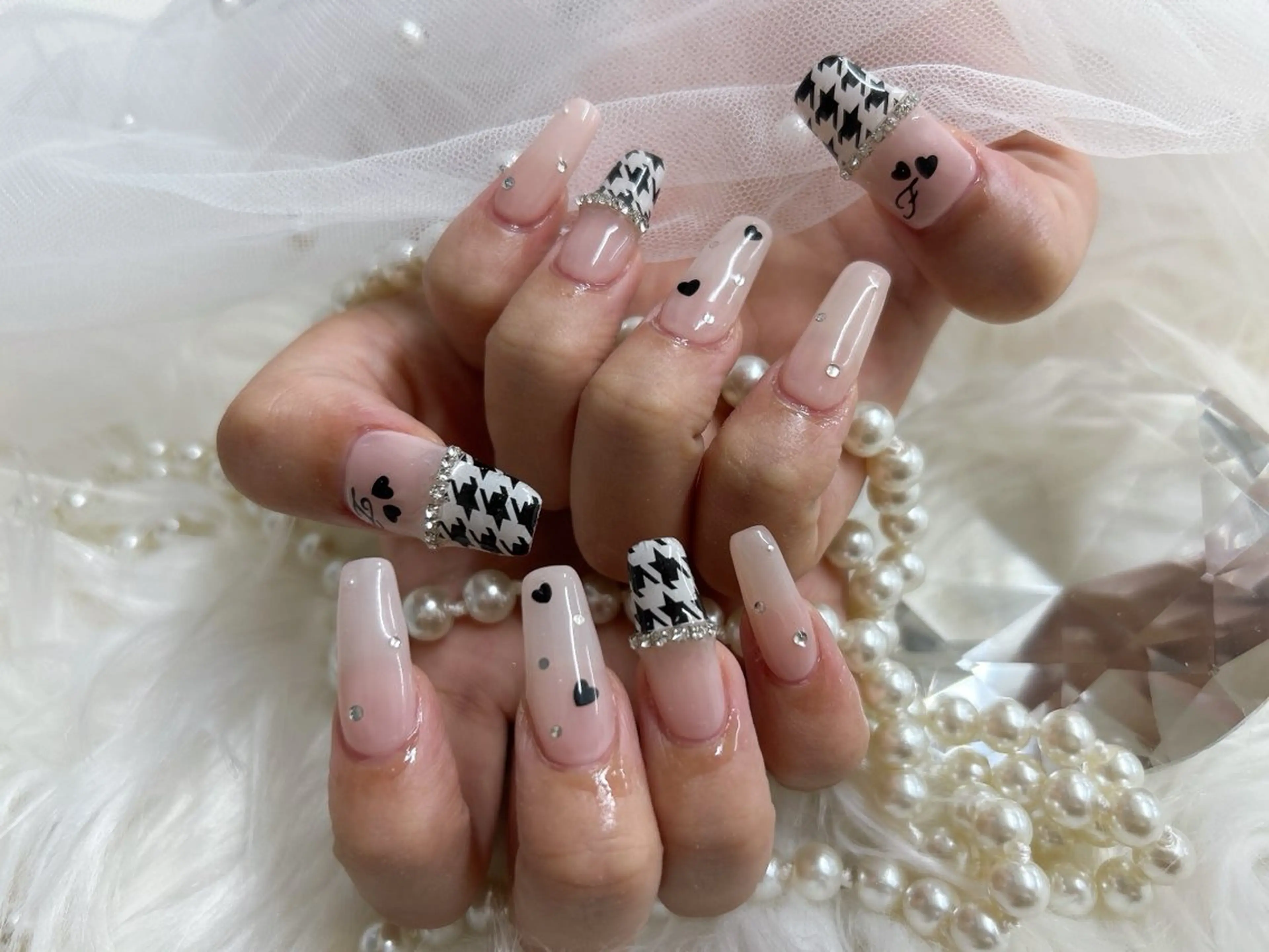 ロング ハンドネイル Nailsalon Angeのネイルデザイン