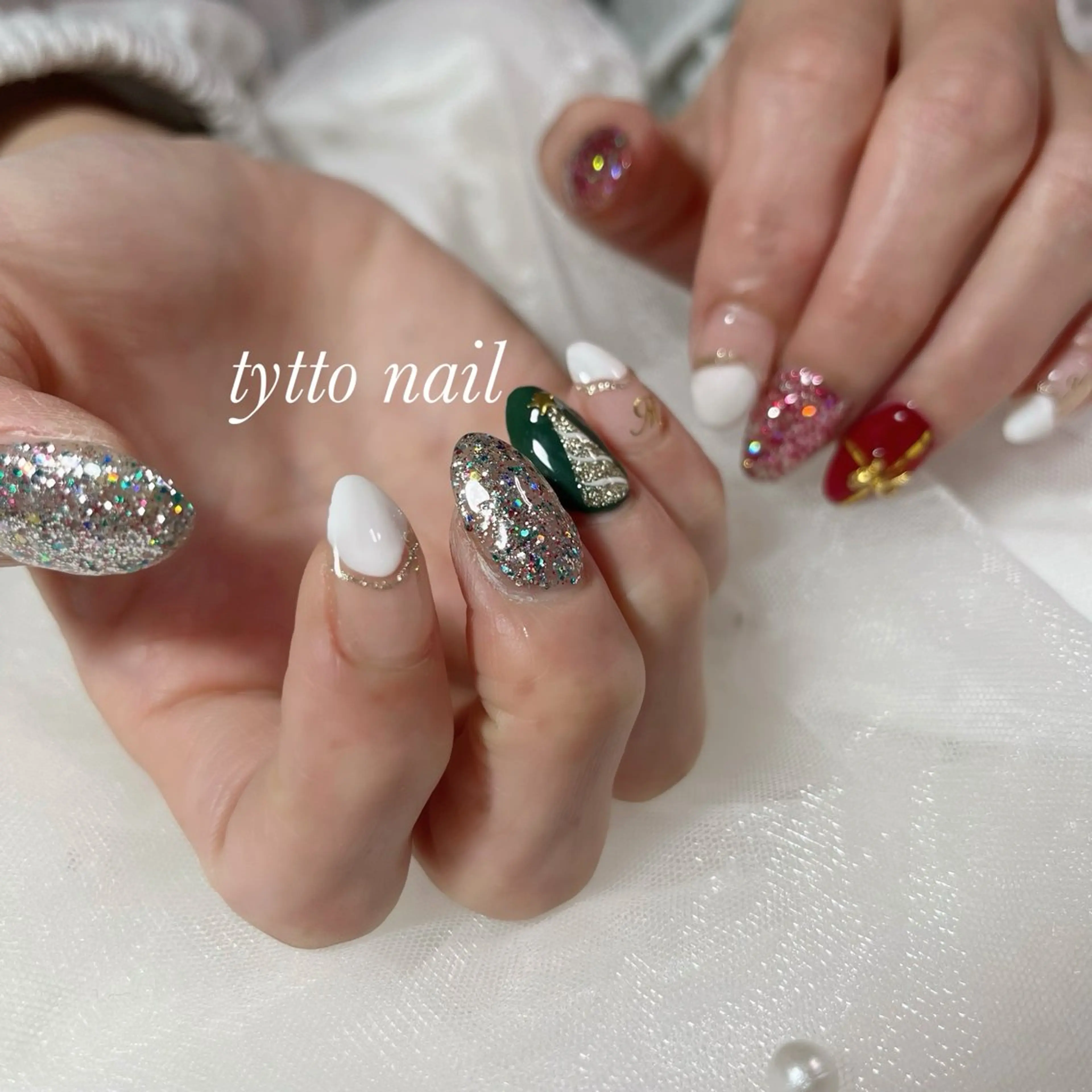 ネイル ガーリー グリーン ラメ(グリッター) オフィスネイル ワンカラーネイル tytto nail ❤︎‪‪eri‪‪のネイルデザイン