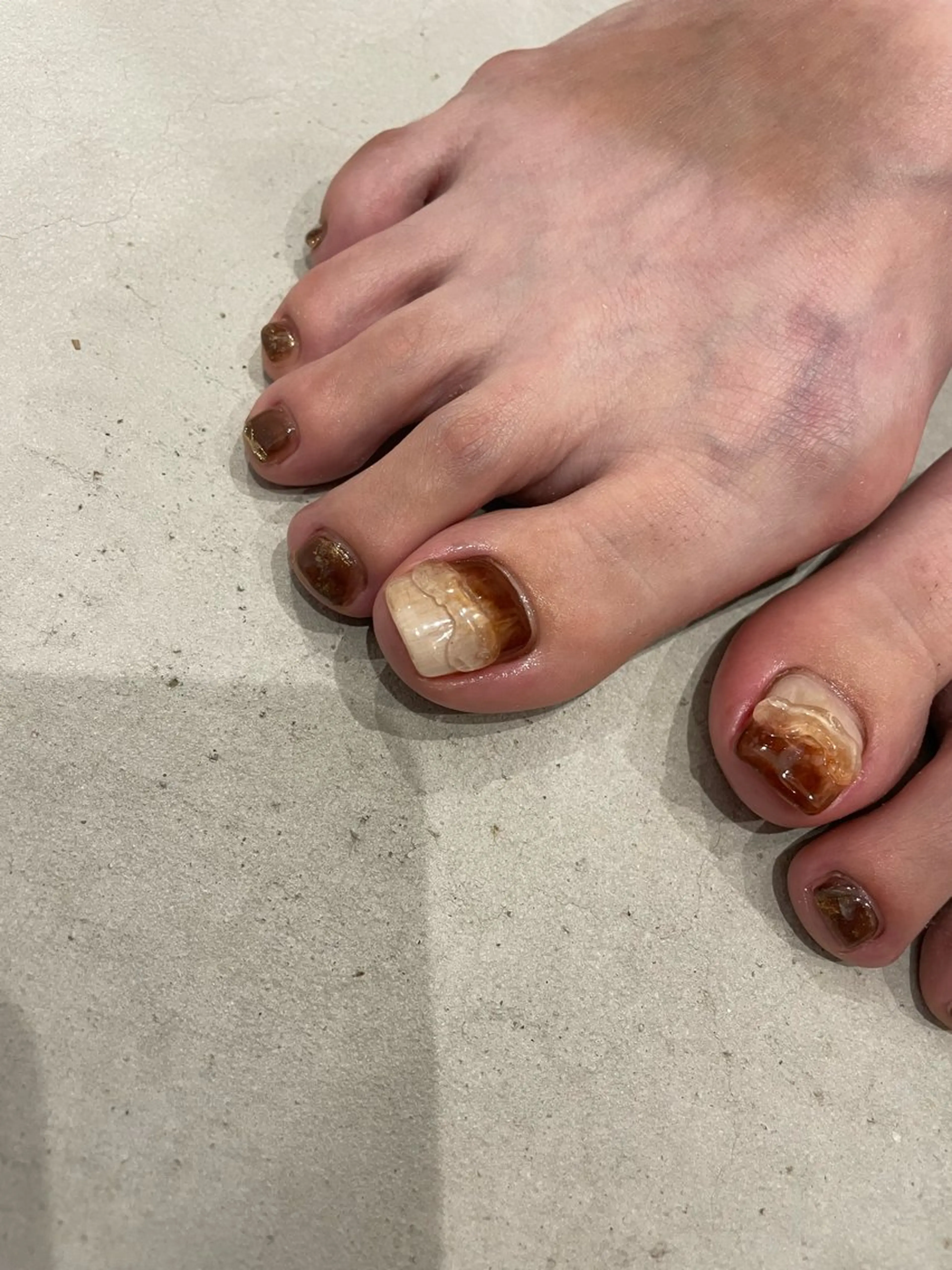 ネイル ブラウン ニュアンスネイル 久田 悠佳のネイルデザイン