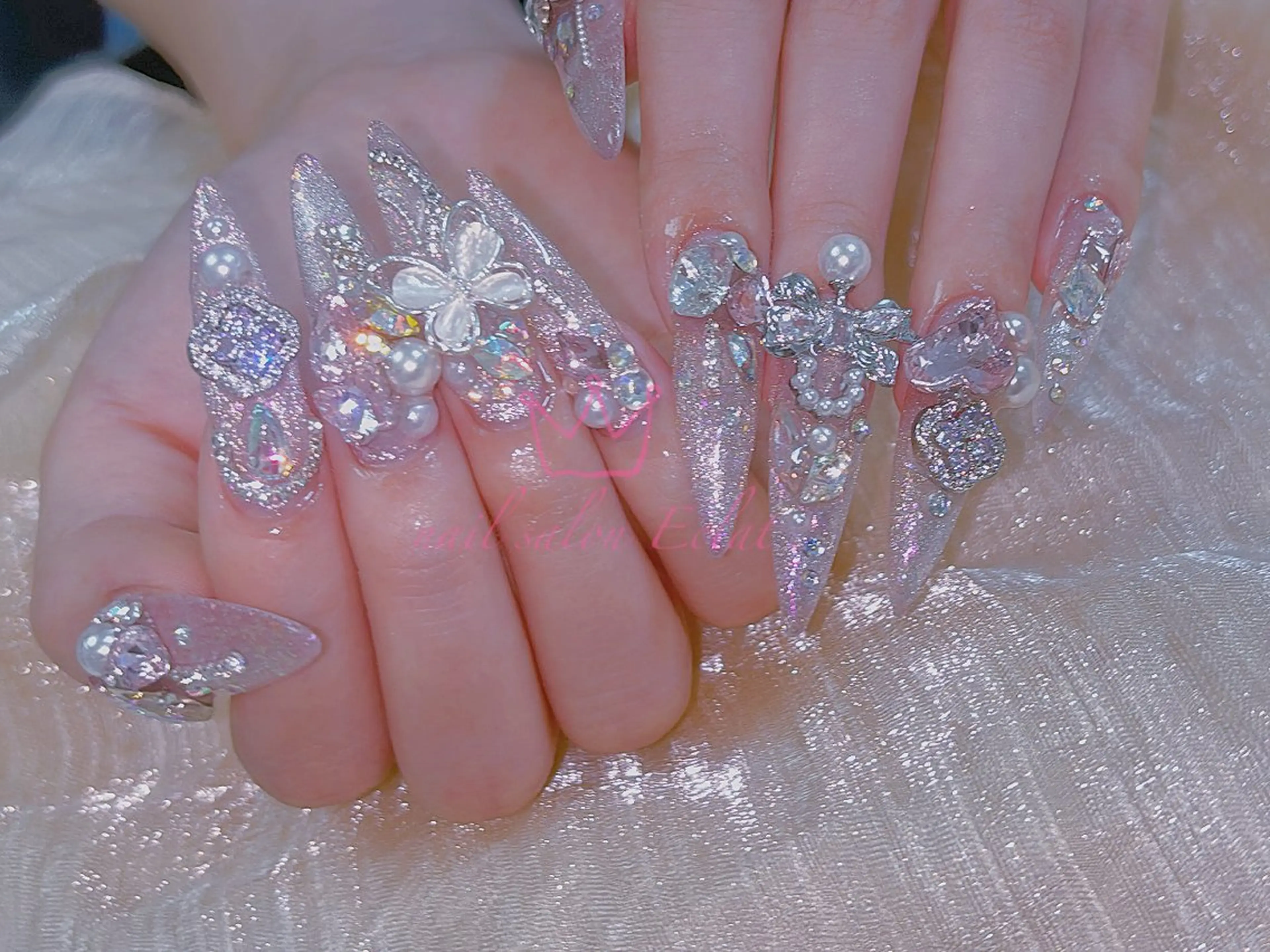 ネイル ハンドネイル ネイルサロンエクラ 🫧Shizukaのネイルデザイン