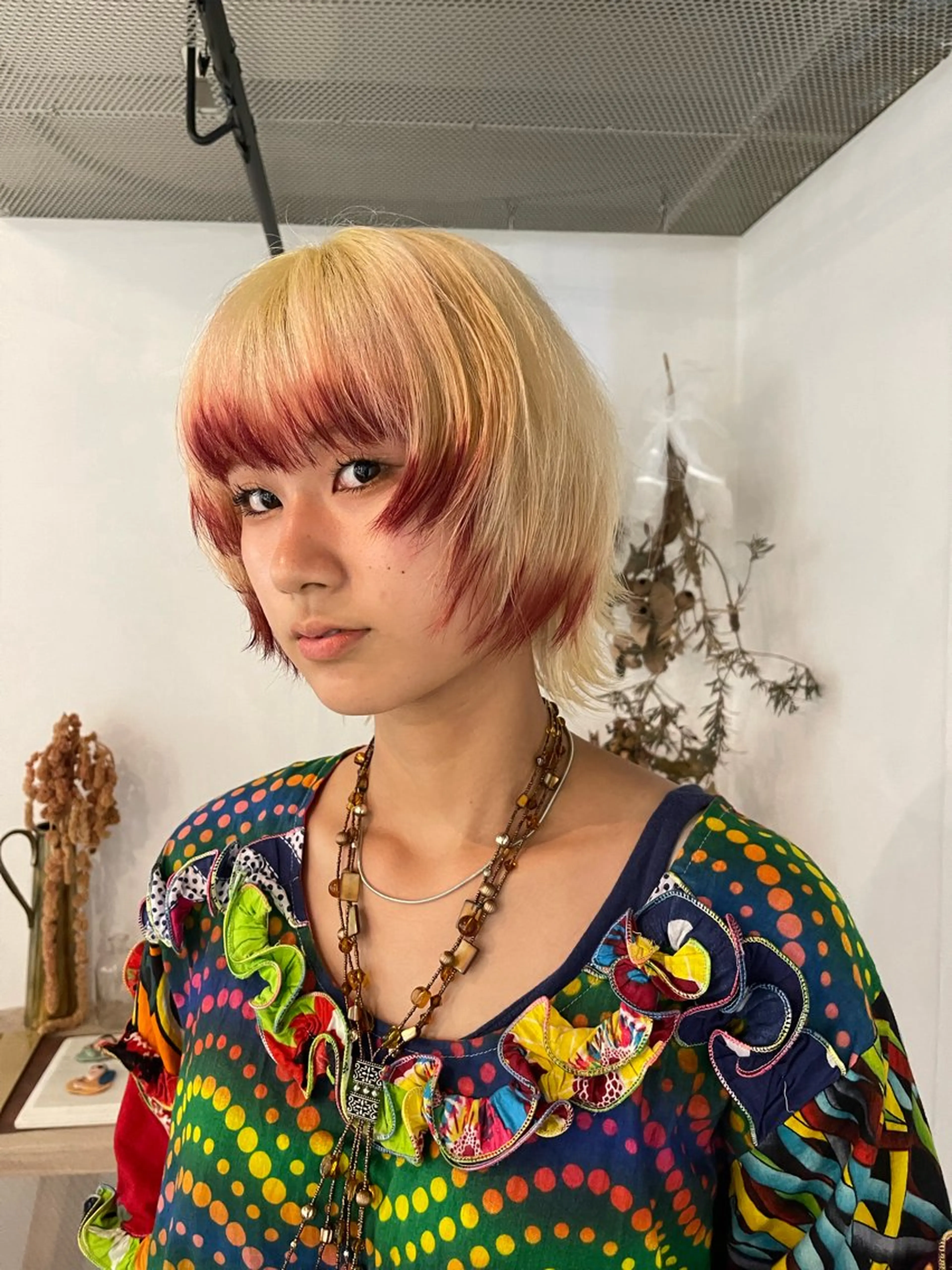 カラー 抜きっぱなしブロンド ブロンド ボブ/レイヤー /河内温太のヘアスタイル