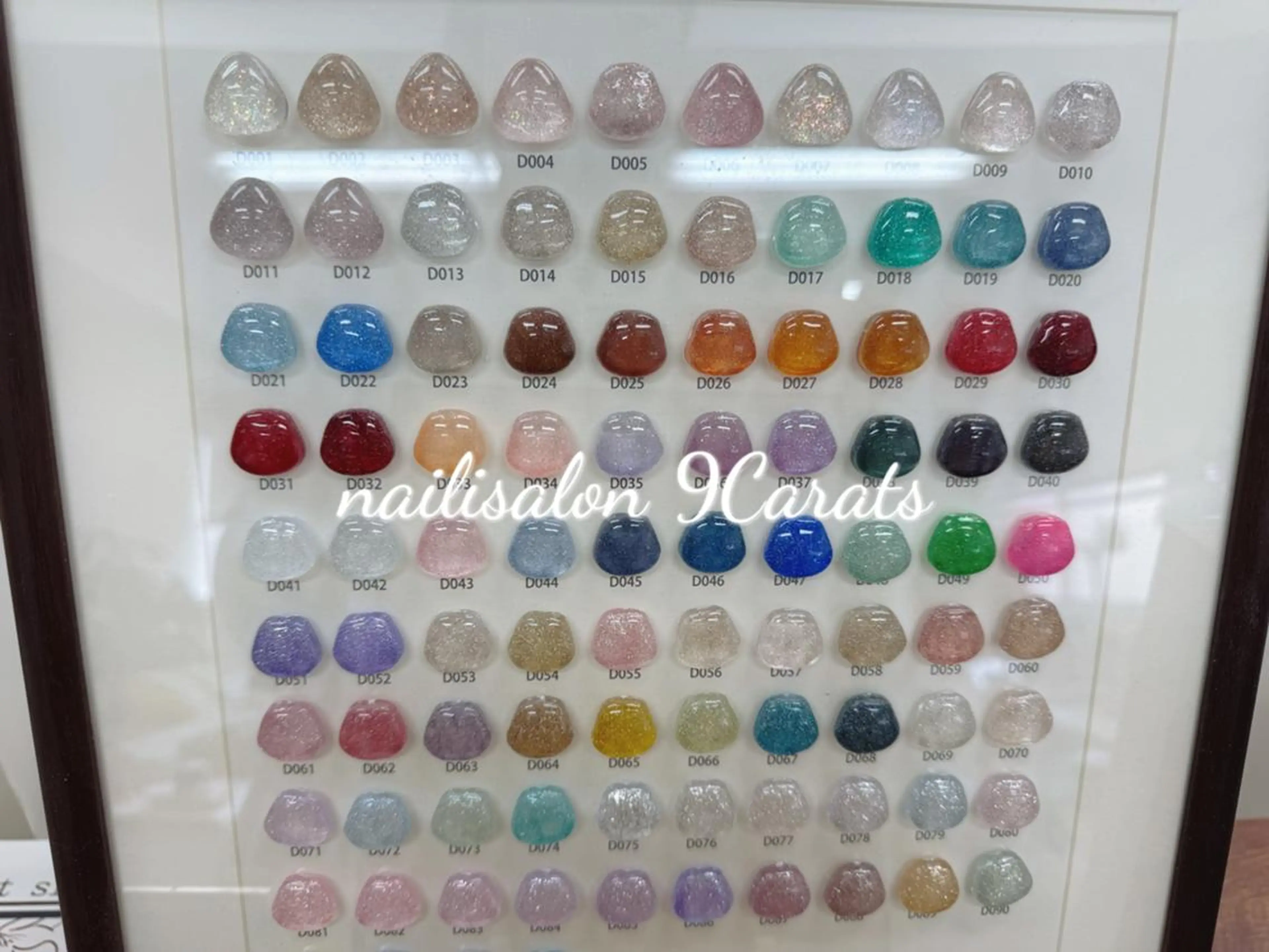 ネイル ネイルサロン9カラッ ト　　RUBYのネイルデザイン