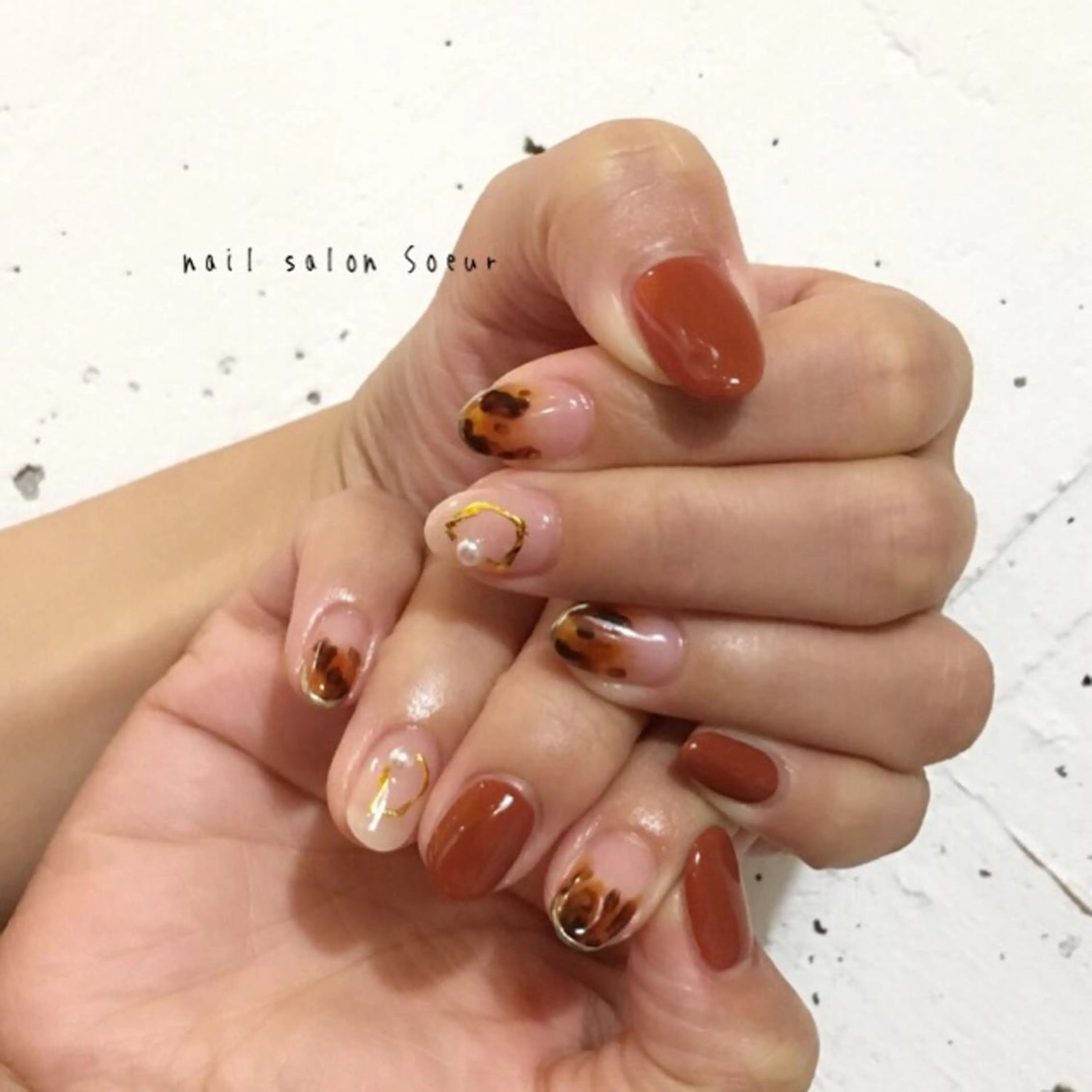 ネイル アニマル柄 アートネイル べっ甲ネイル ジェルネイル ニュアンスネイル ハンドネイル nail salon Soeurのネイルデザイン