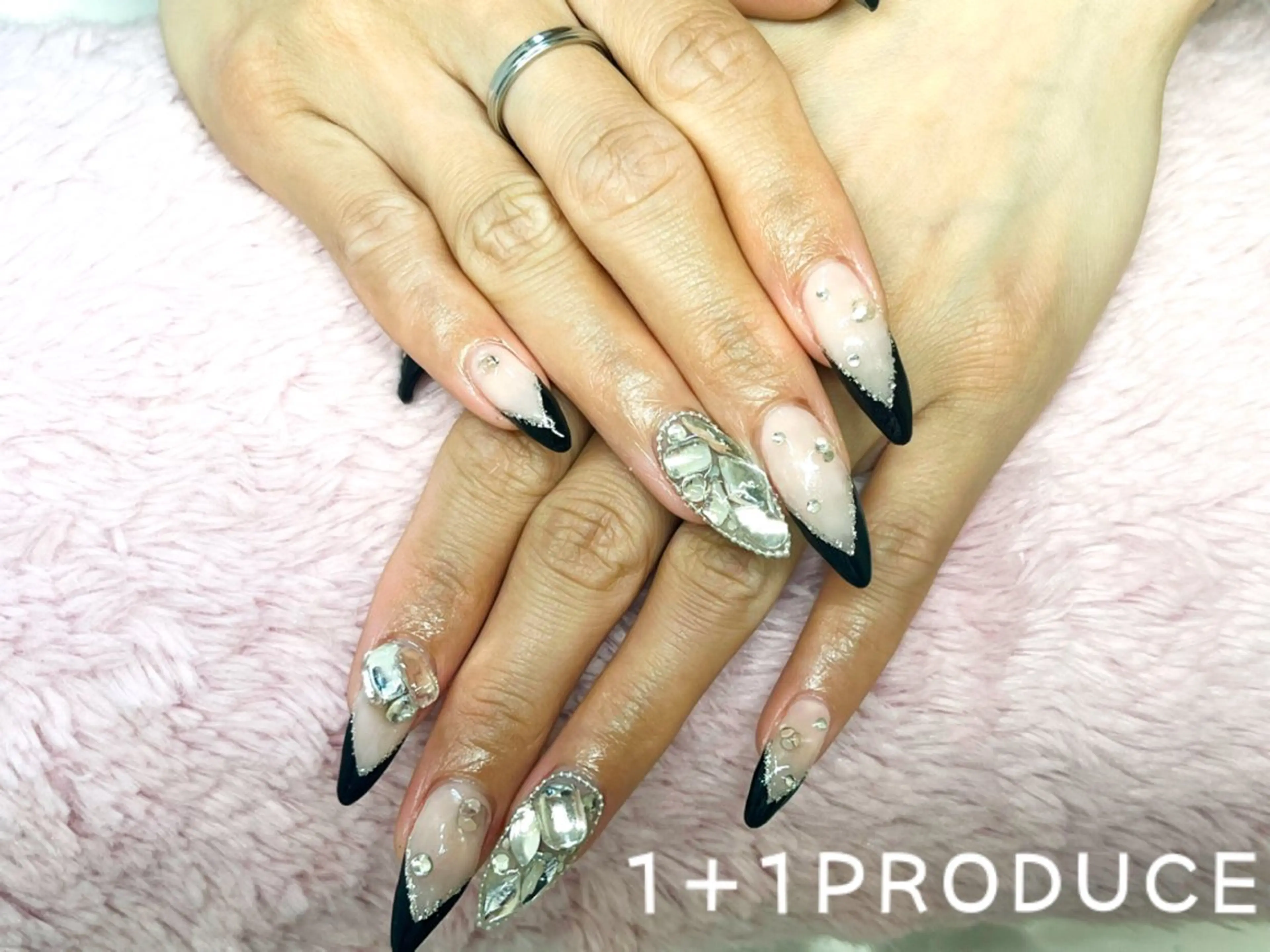 ネイル アートネイル 1+1 PRODUCEのネイルデザイン