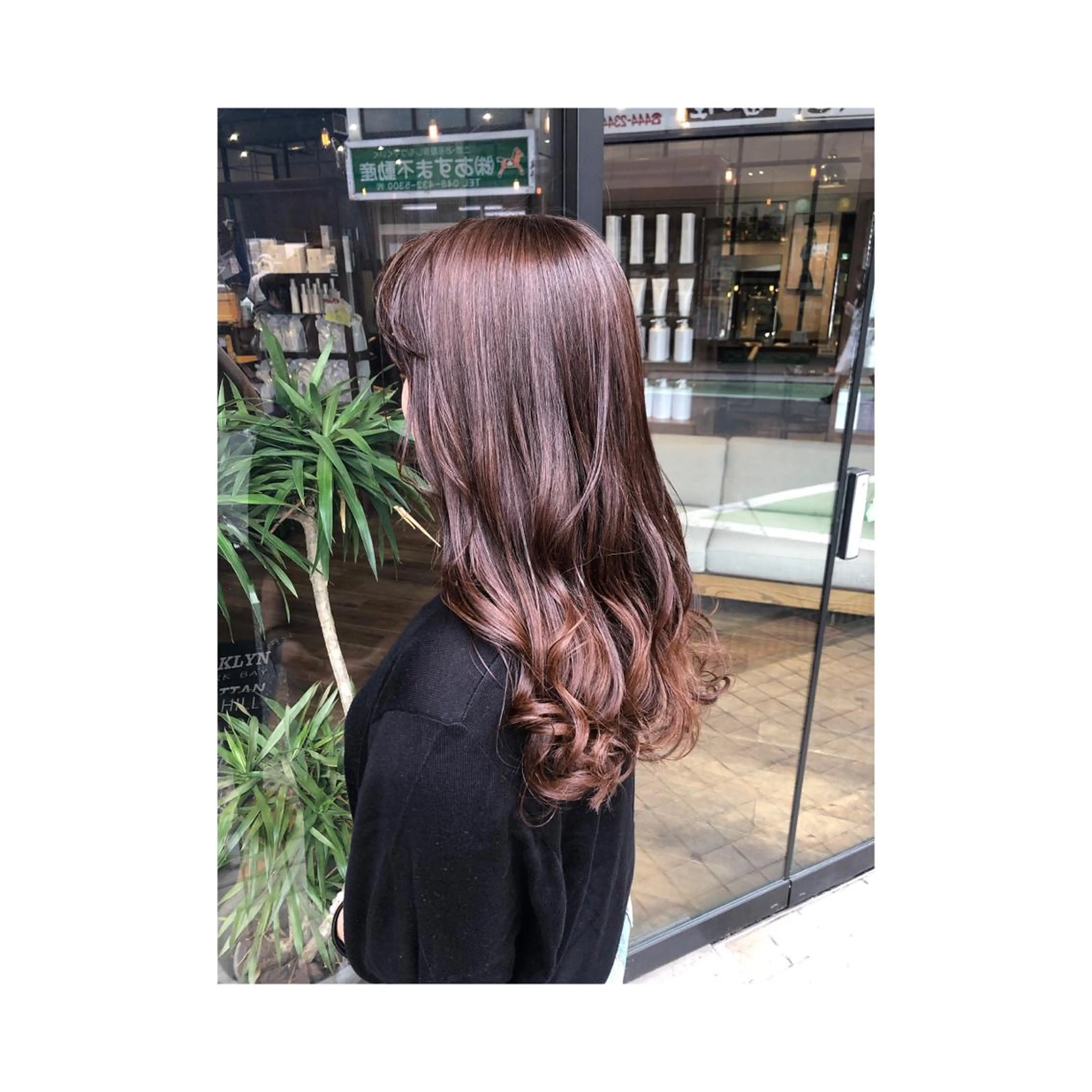 ロング カラー ベージュカラー あらい なつみのヘアスタイル