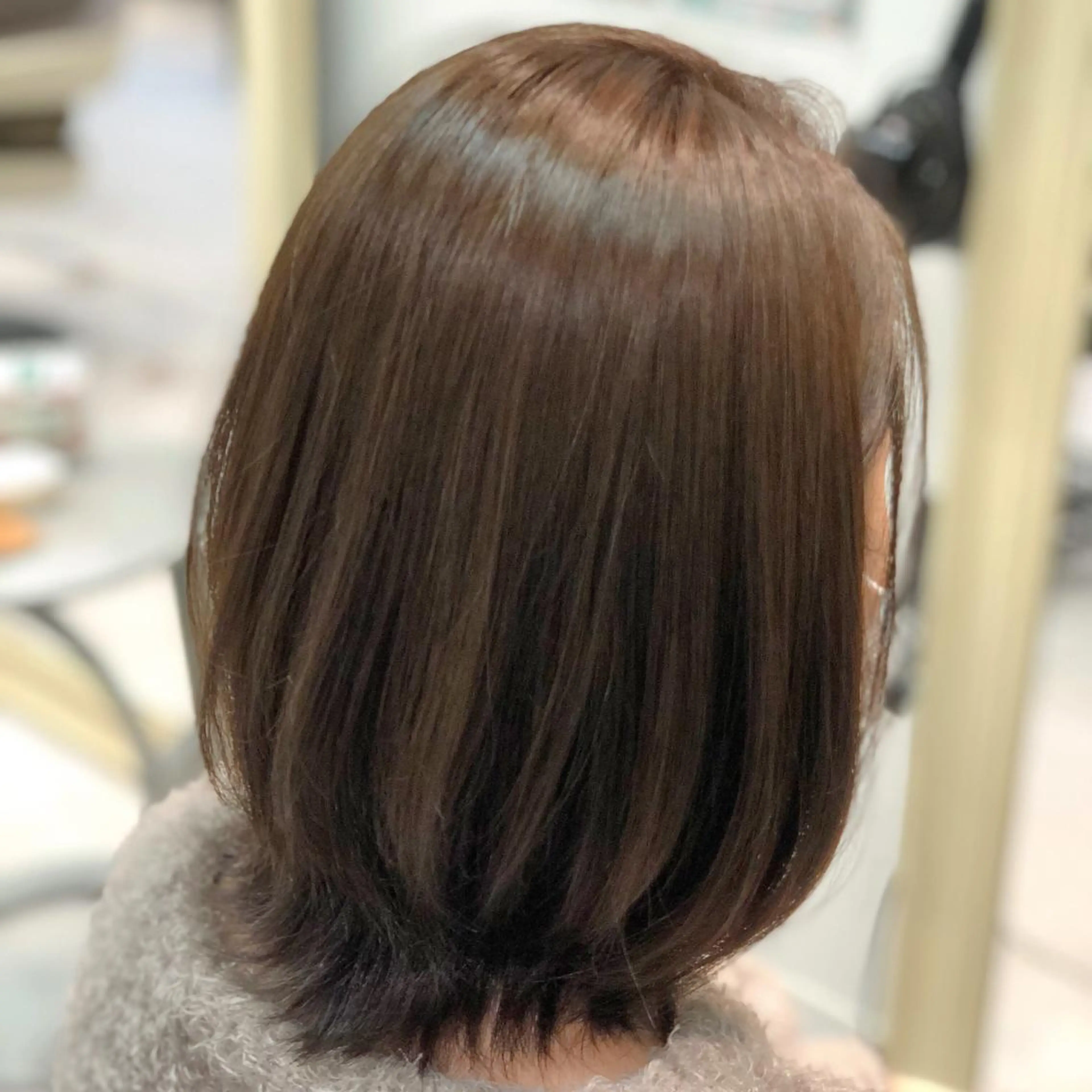 ショート カラー ブリーチ グレージュ ブリーチなしカラー ヘアカラー トリートメント これた🧸ヘアメ職人 ♡髪質改善♡カラーのヘアスタイル