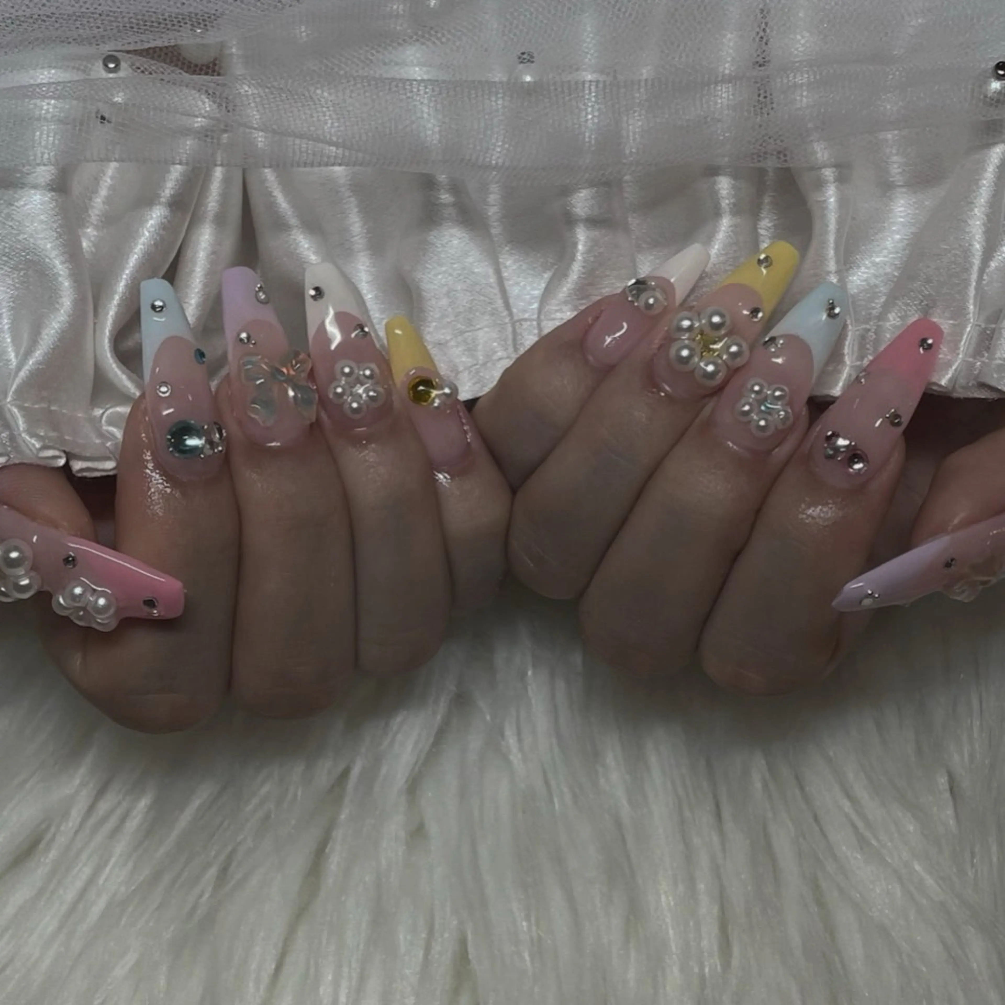 ネイル ハンドネイル ネイルラボ Eclat ふたばのネイルデザイン